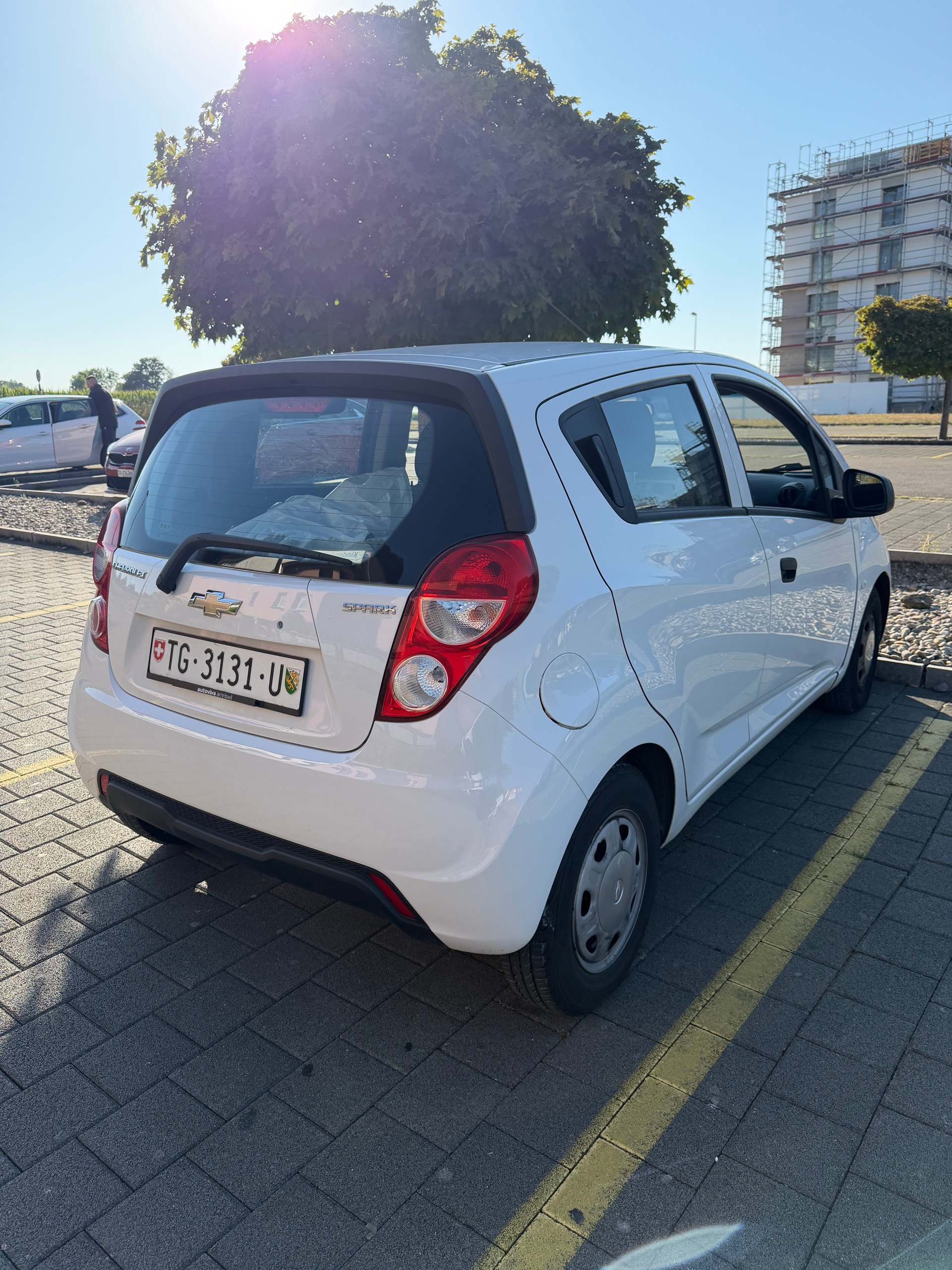CHEVROLET Spark 1.0 LS Cool-image-2