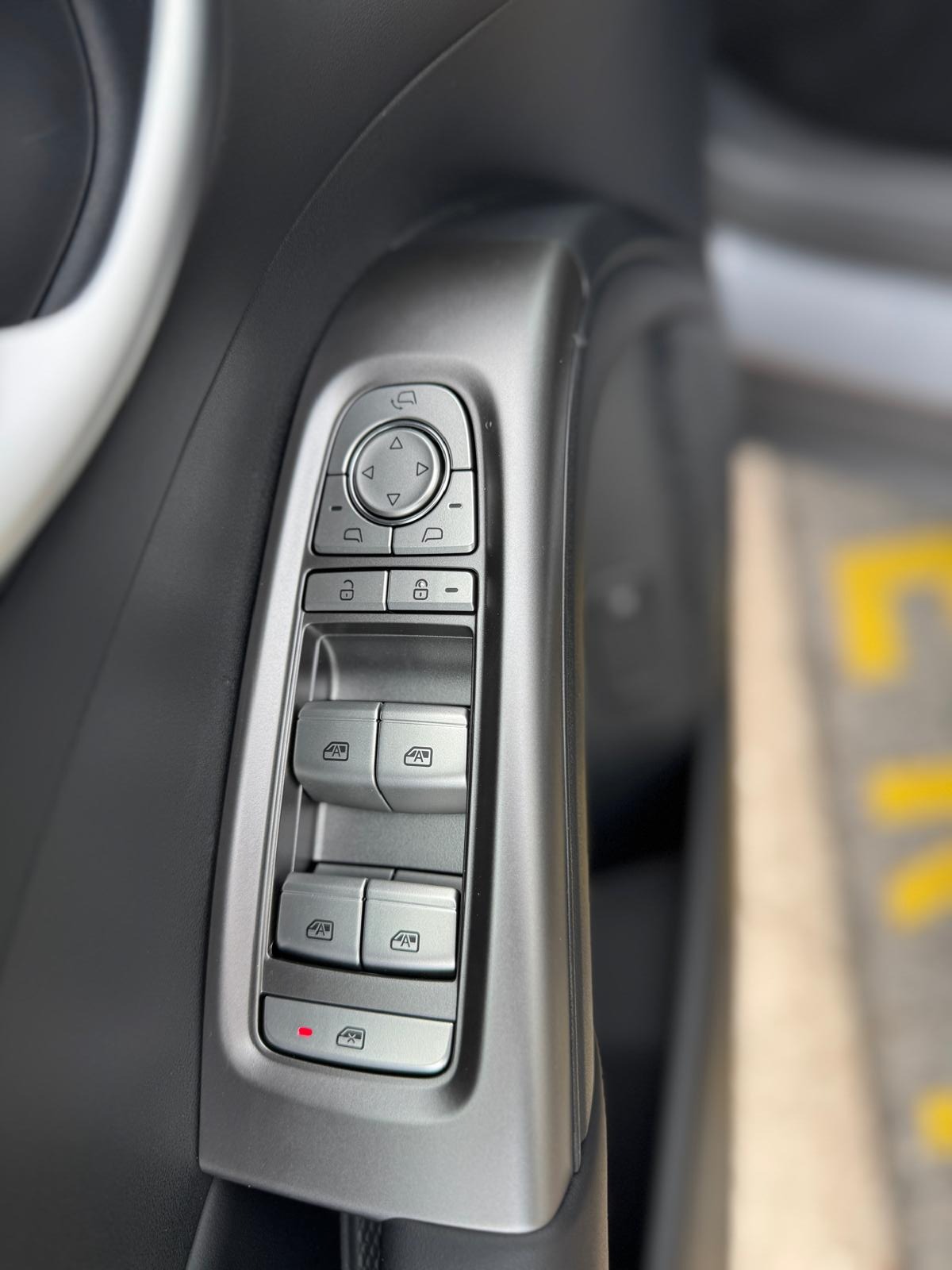 BYD Dolphin G DM-i Comfort-image-12