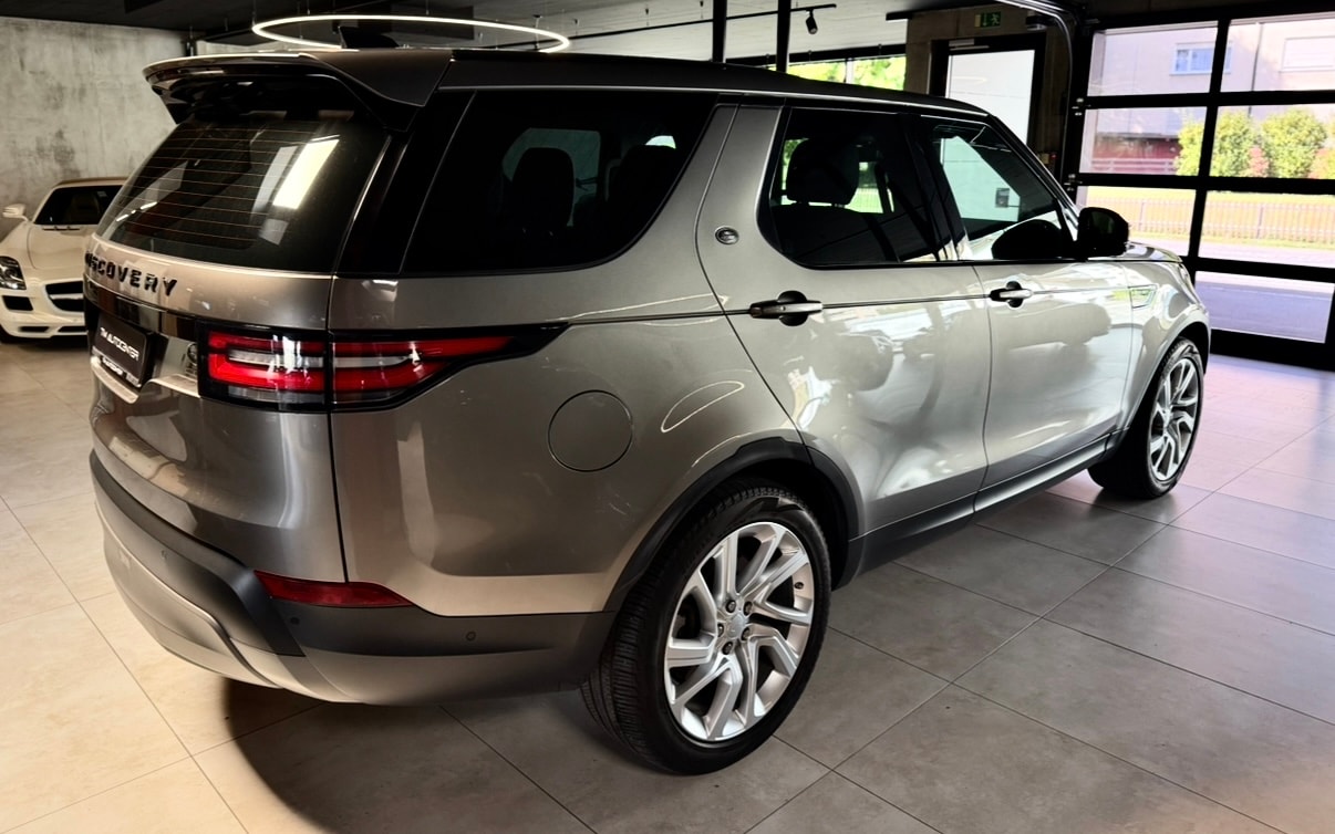 LAND ROVER Discovery 3.0 SDV6 HSE Automatic-image-3
