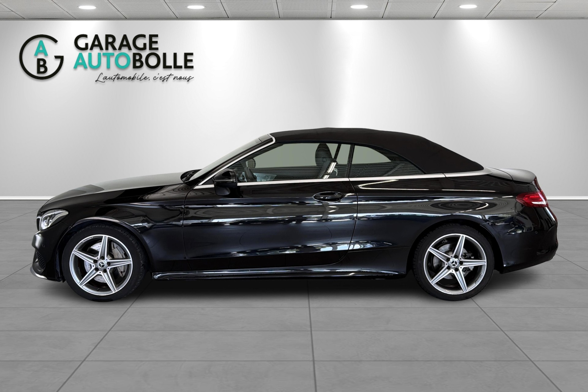 MERCEDES-BENZ C 250 Cabriolet AMG Line 9G-Tronic-image-18