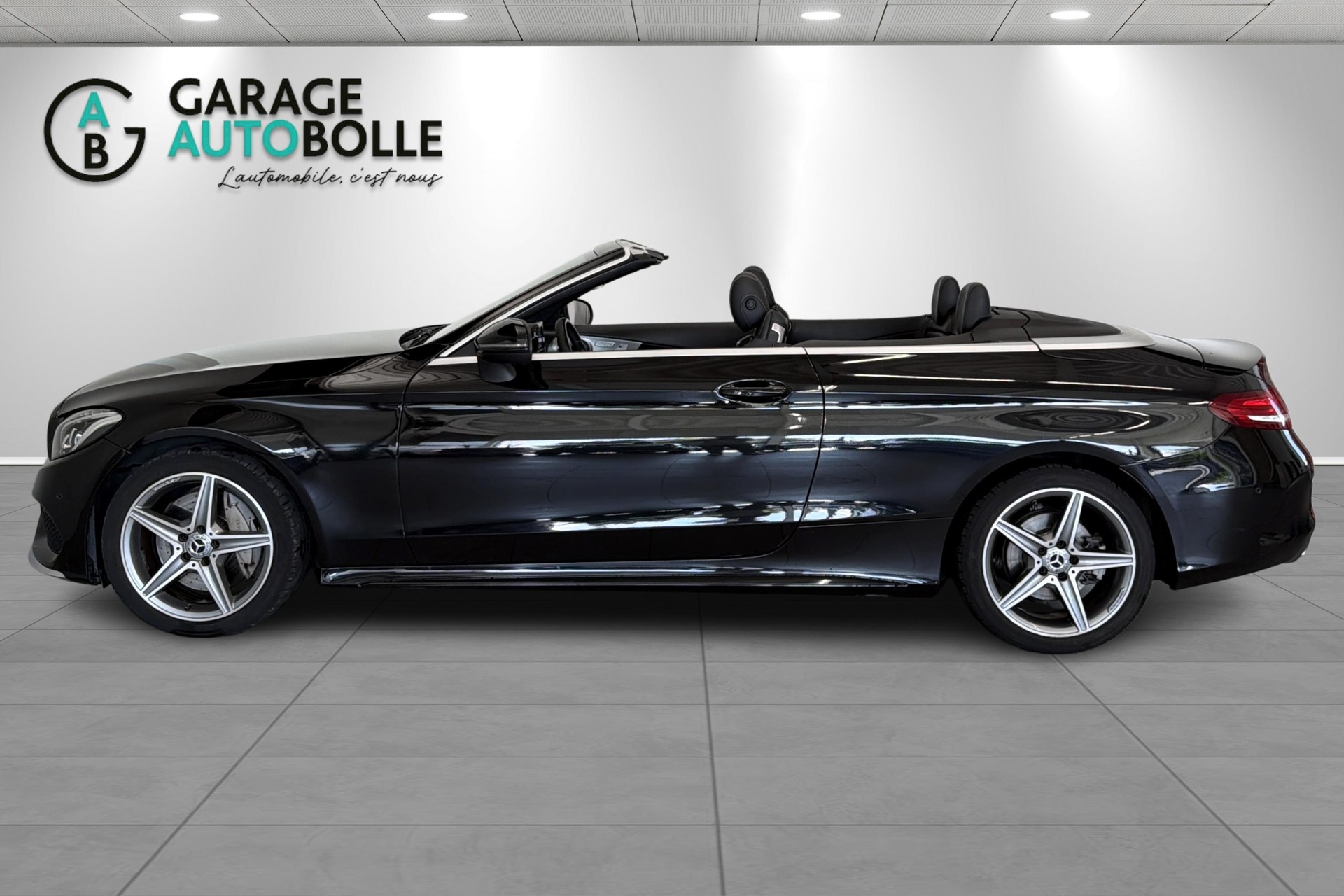 MERCEDES-BENZ C 250 Cabriolet AMG Line 9G-Tronic-image-6