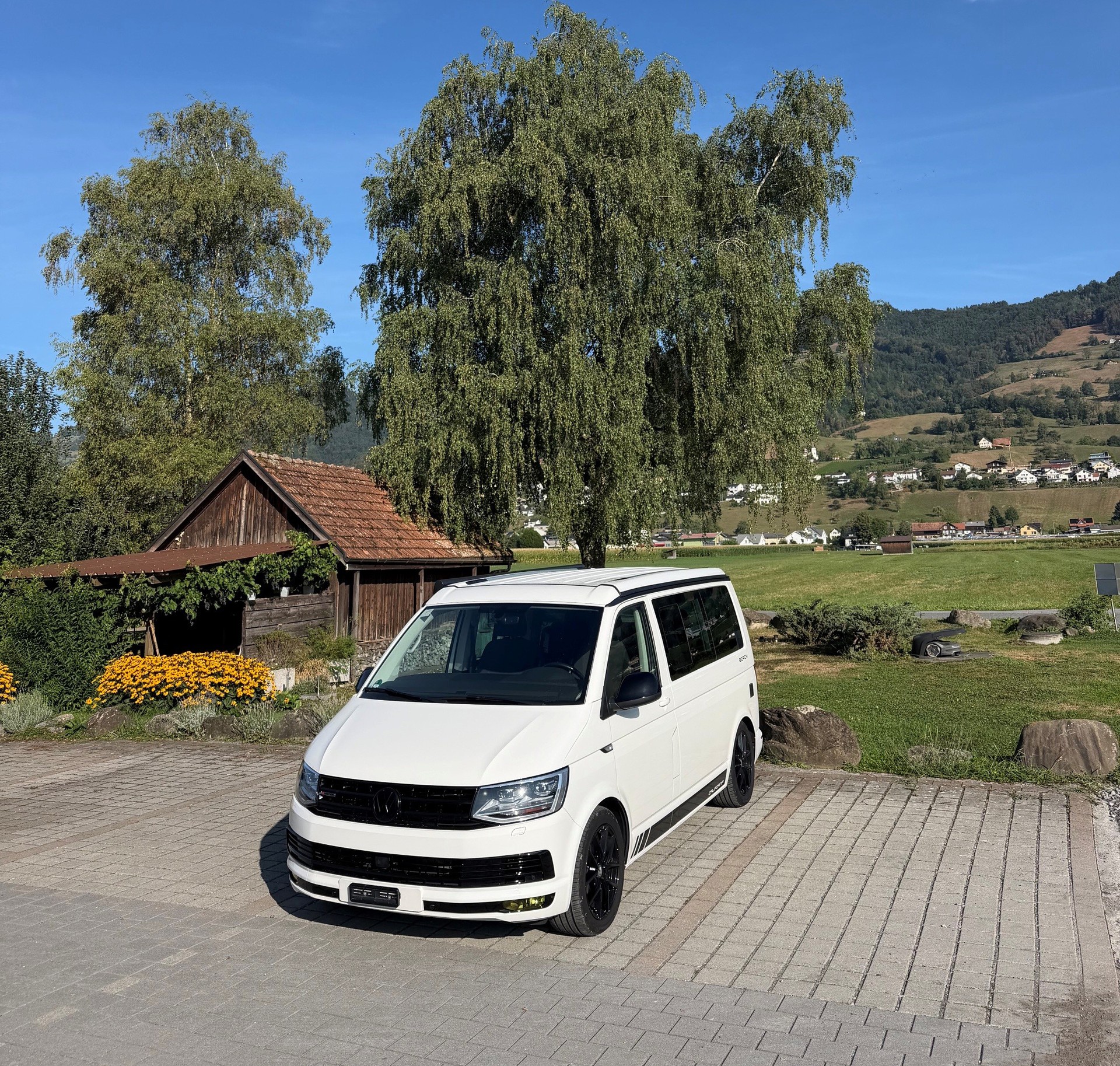 VW T6 California Beach 2.0TDI 150 DSG 4M-image-1
