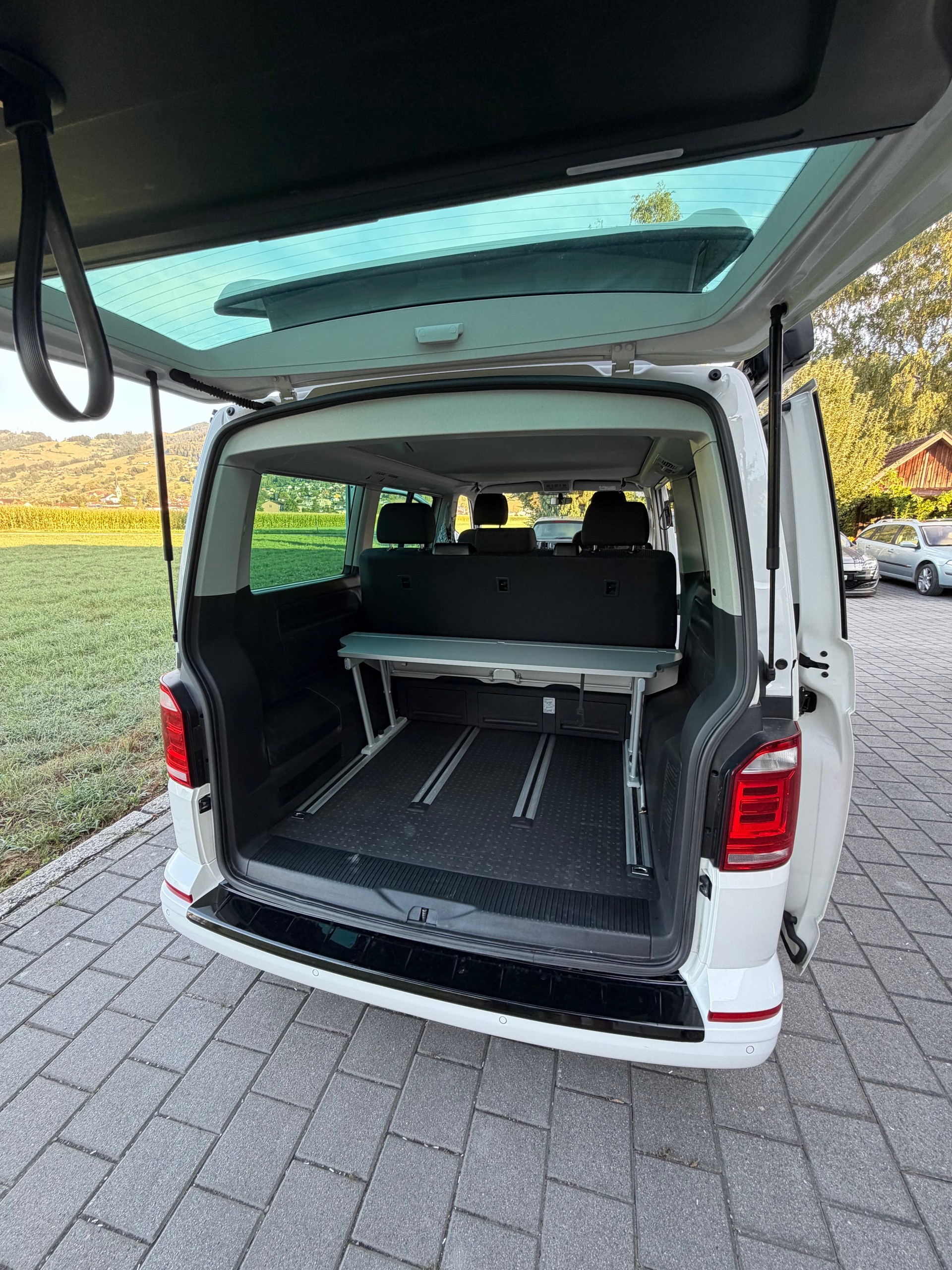VW T6 California Beach 2.0TDI 150 DSG 4M-image-10