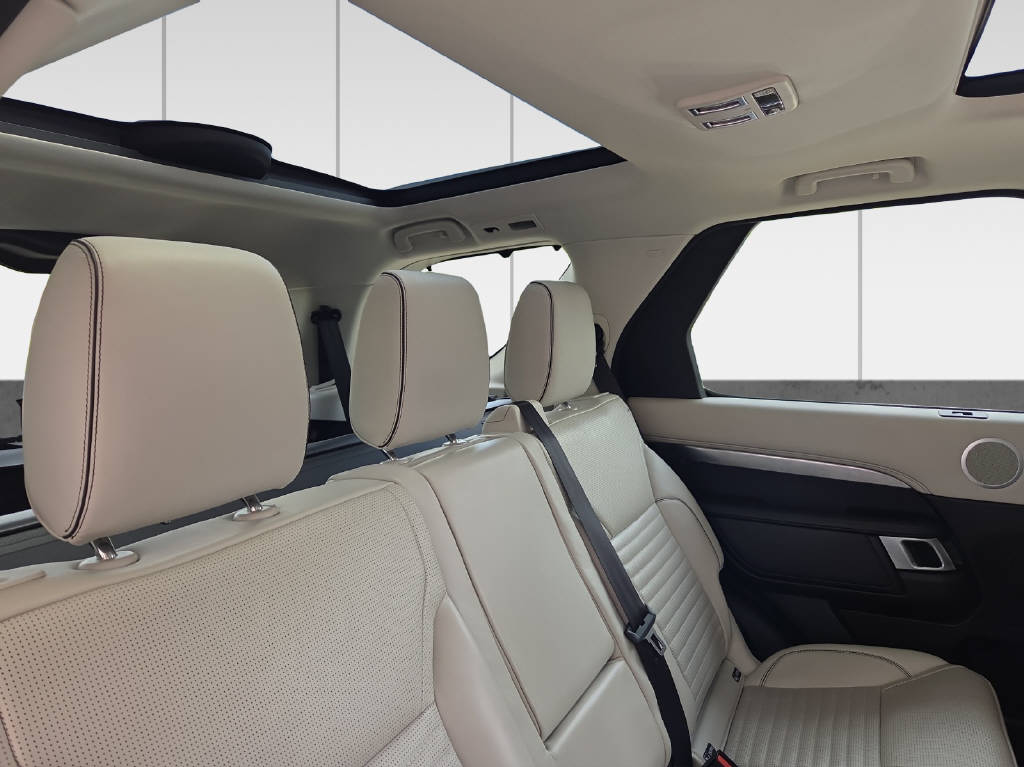 LAND ROVER Discovery 3.0 TDV6 First Edition-image-12