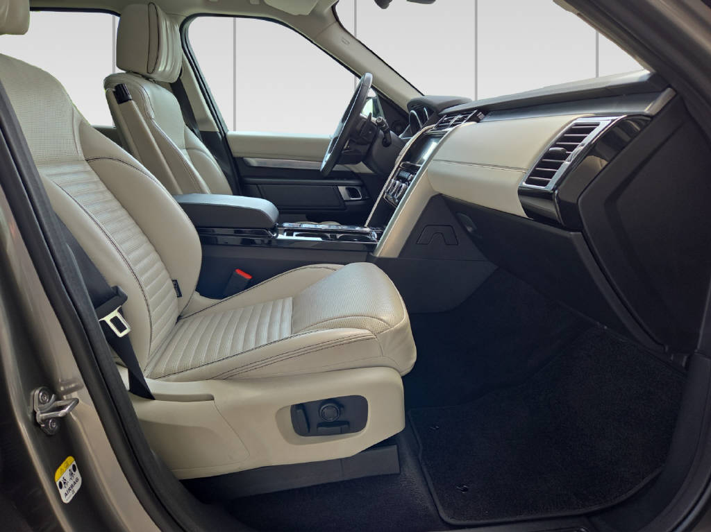 LAND ROVER Discovery 3.0 TDV6 First Edition-image-11
