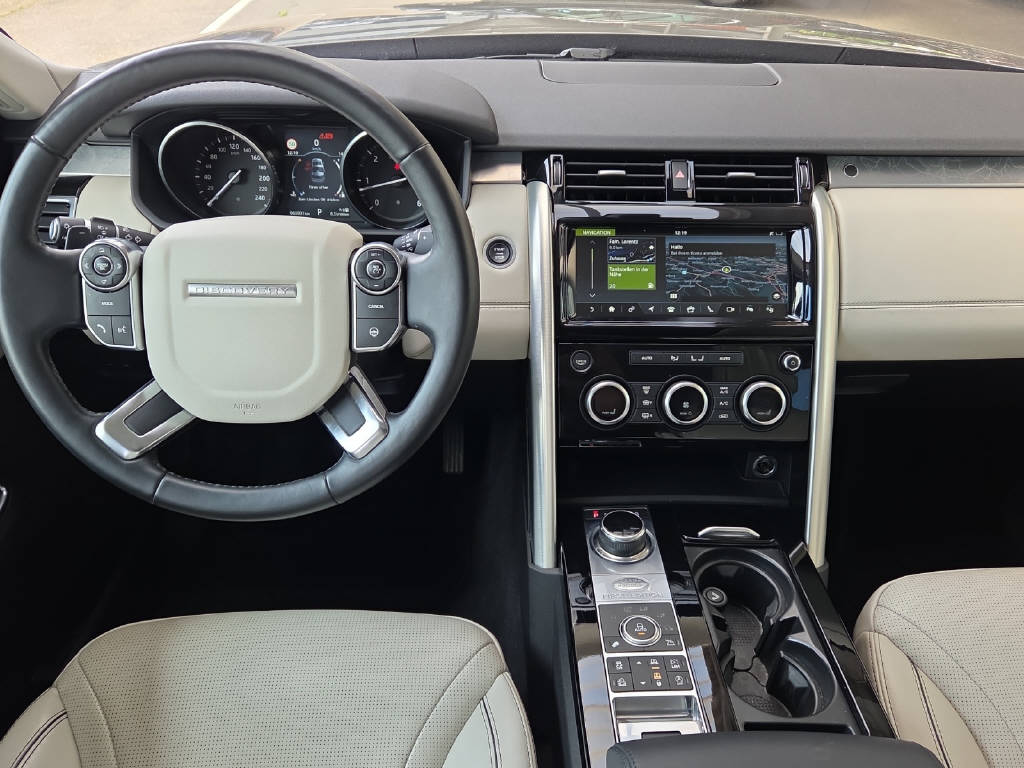 LAND ROVER Discovery 3.0 TDV6 First Edition-image-4