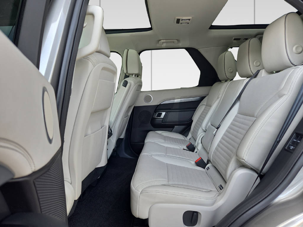 LAND ROVER Discovery 3.0 TDV6 First Edition-image-9