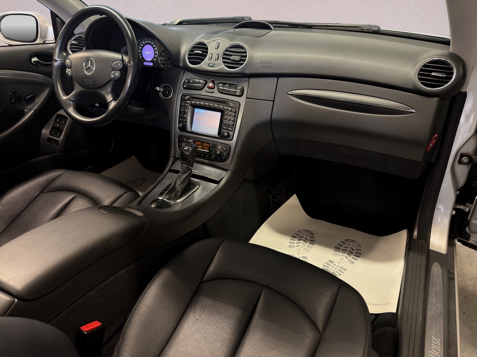 MERCEDES-BENZ CLK 500 Elégance Automatic-image-8
