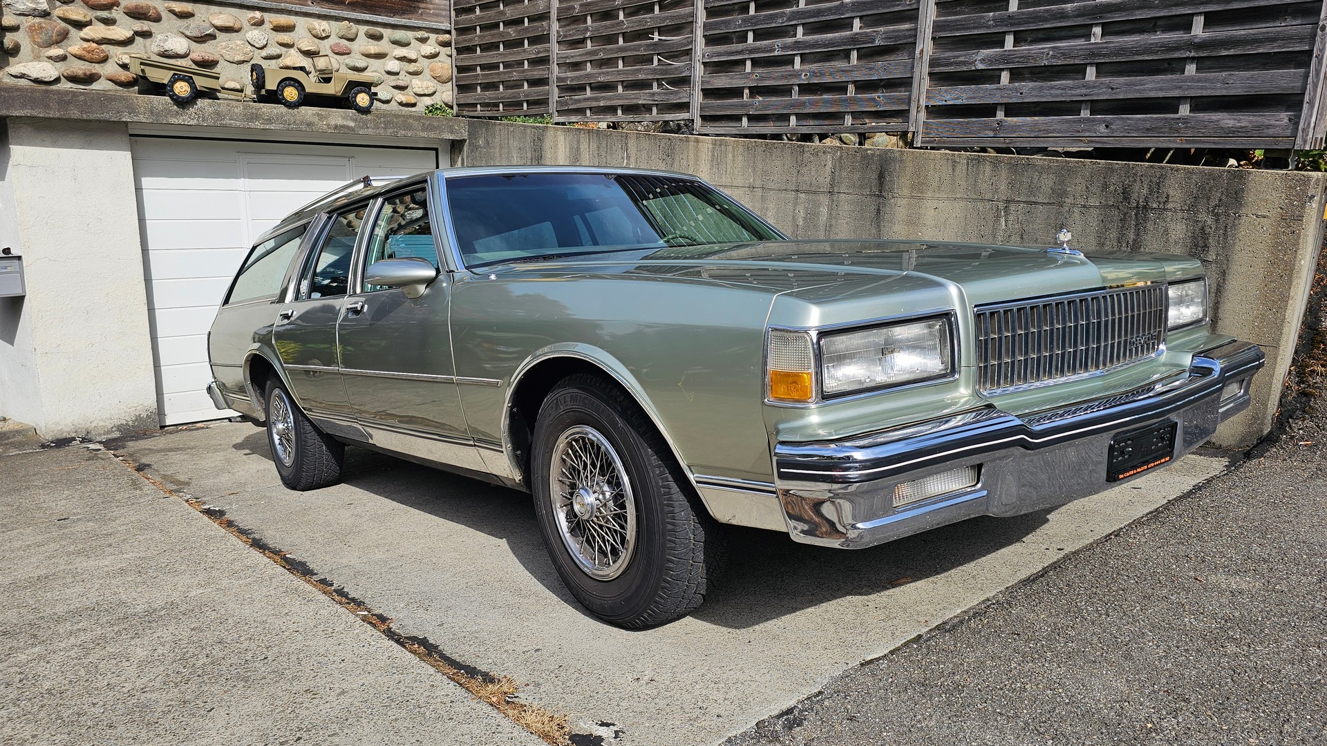 CHEVROLET Caprice Classic-image-3