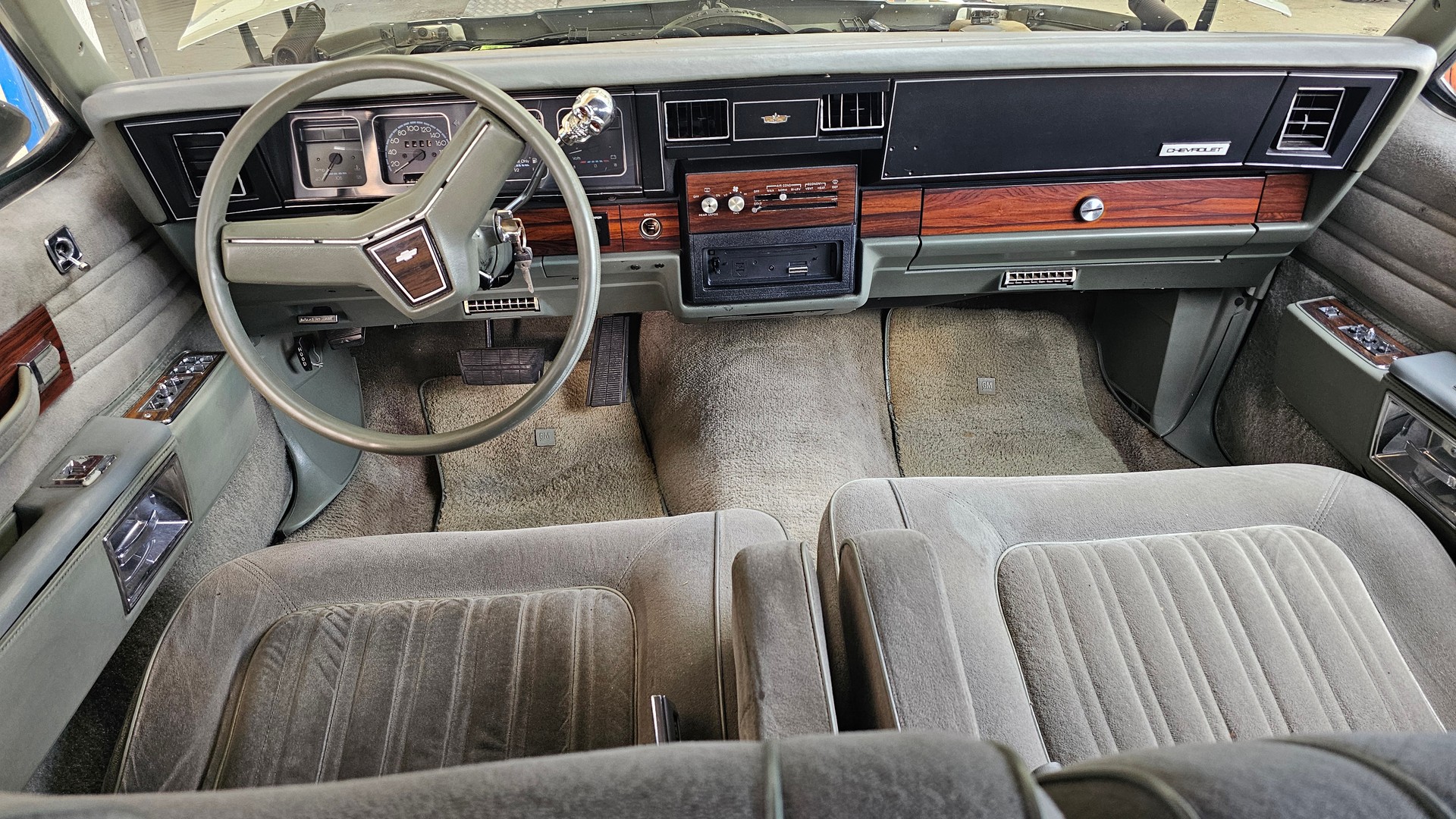 CHEVROLET Caprice Classic-image-7
