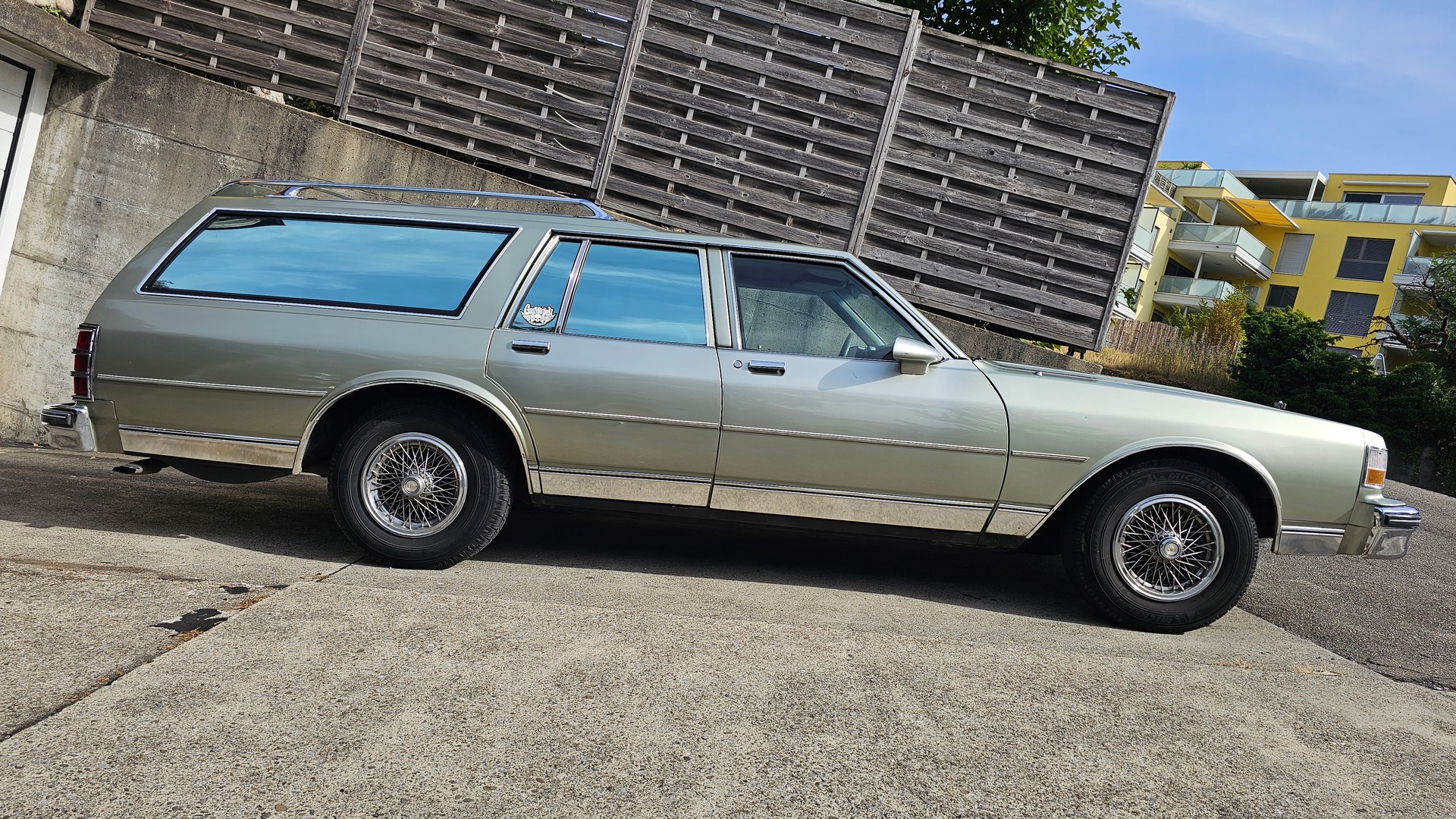 CHEVROLET Caprice Classic-image-4