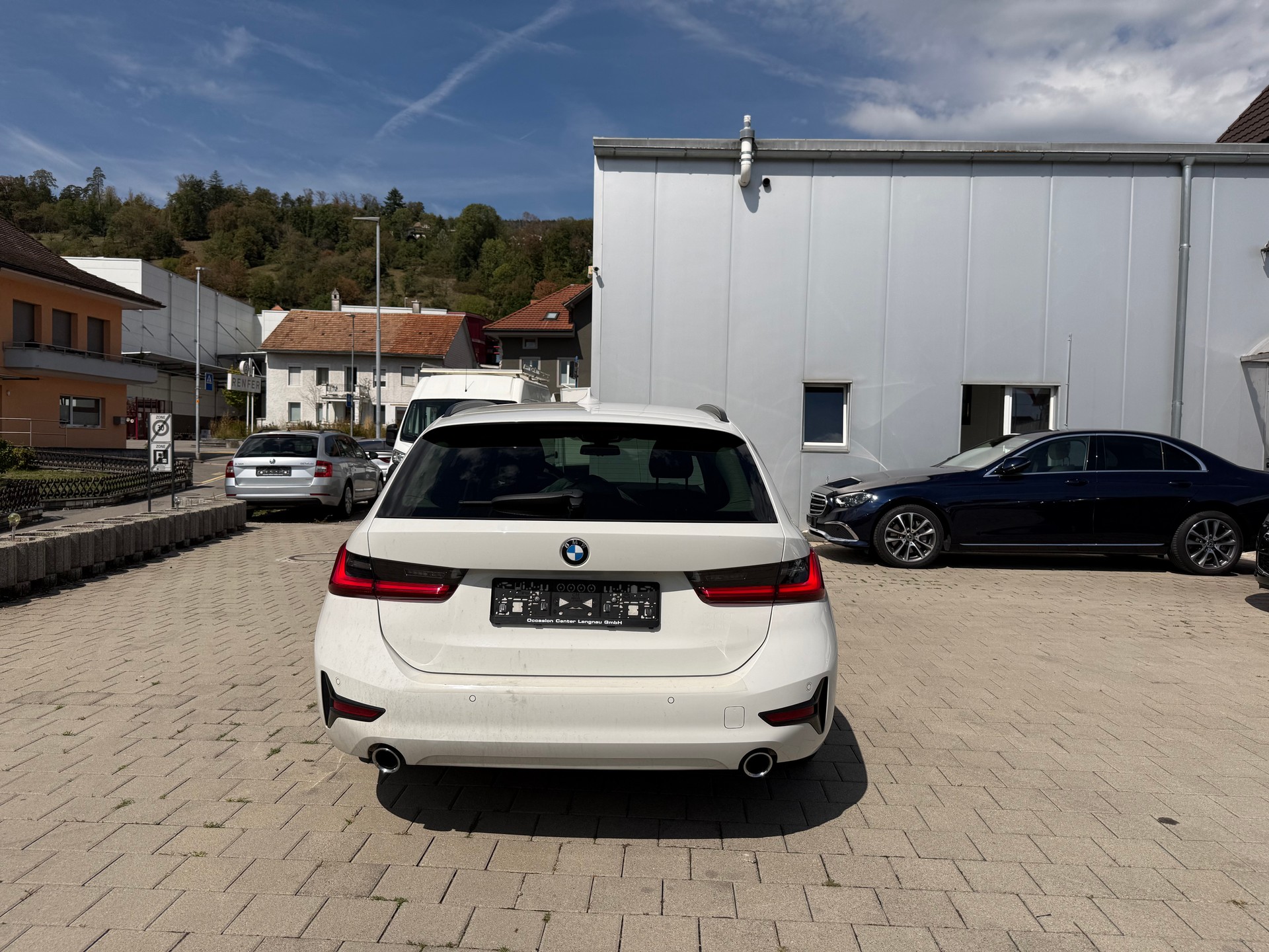 BMW 320d xDrive Touring Steptronic-image-6