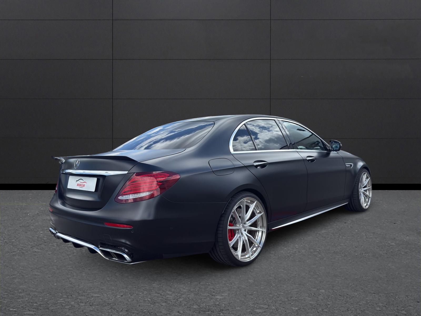 MERCEDES-BENZ E 63 AMG S 4Matic Speedshift MCT-image-4