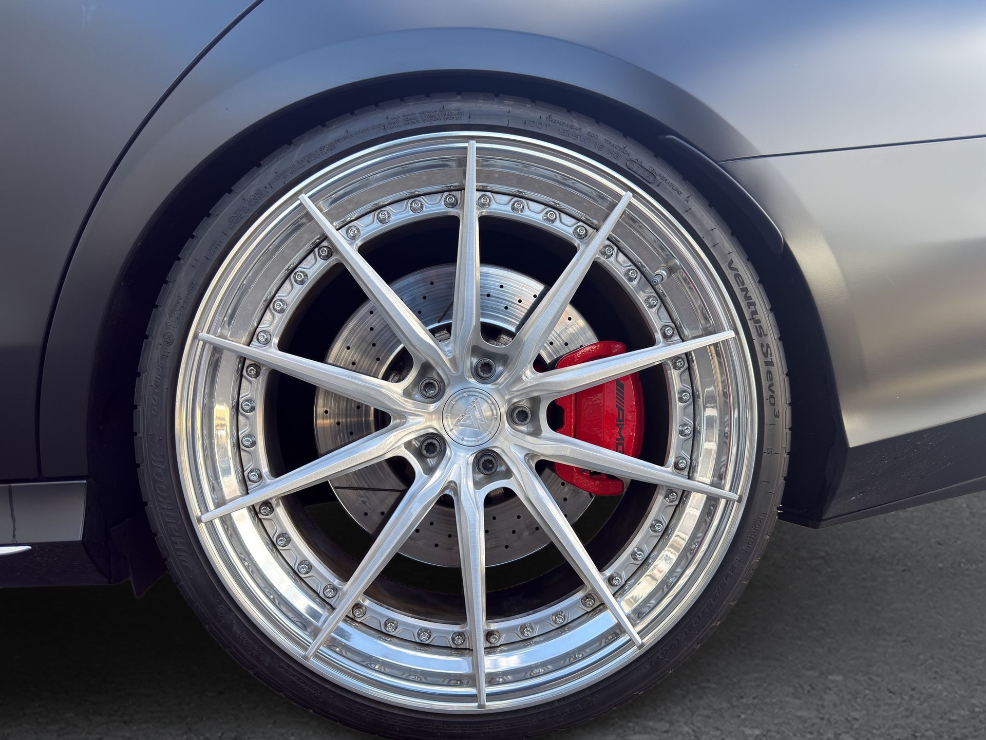 MERCEDES-BENZ E 63 AMG S 4Matic Speedshift MCT-image-19