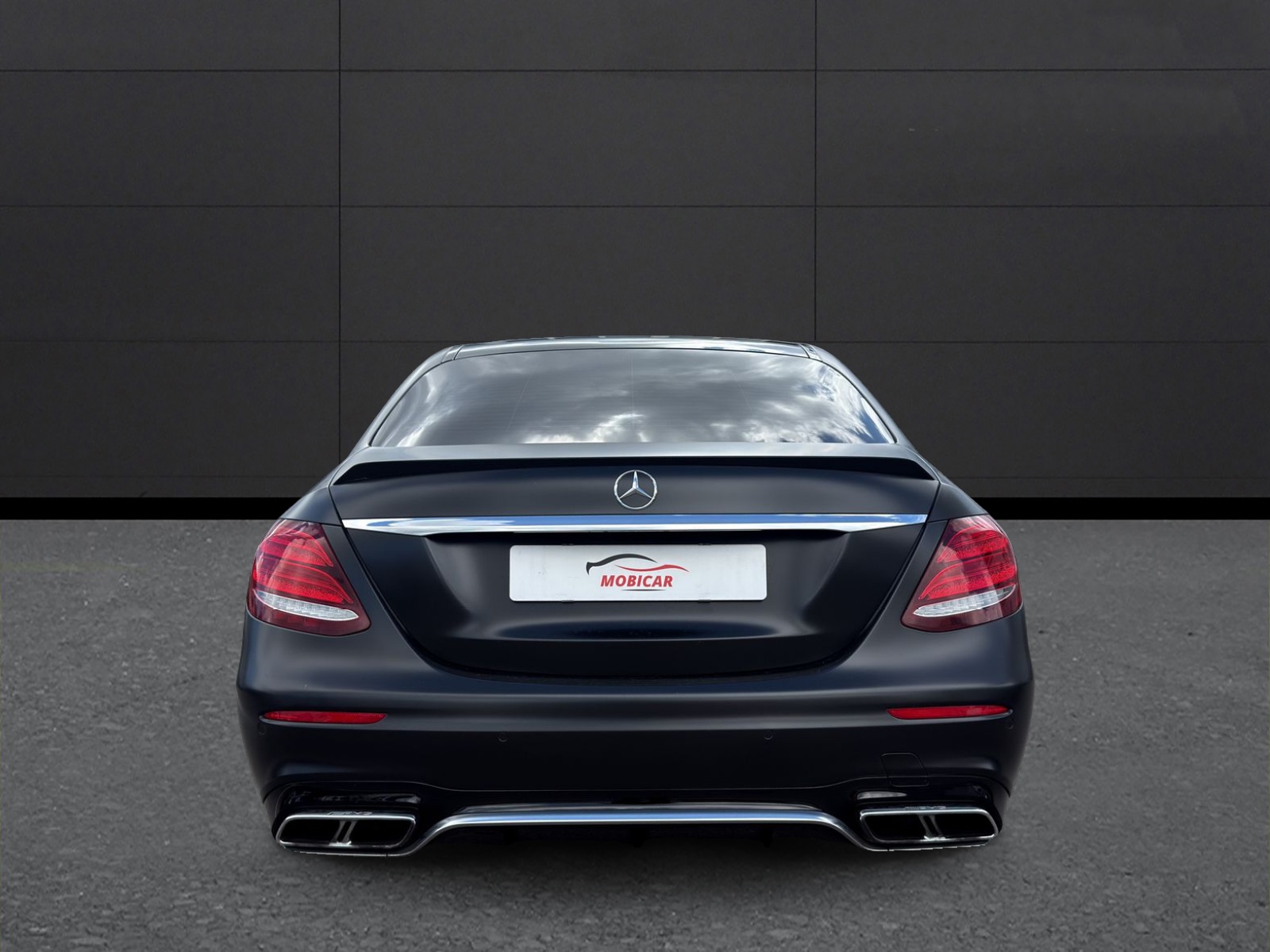 MERCEDES-BENZ E 63 AMG S 4Matic Speedshift MCT-showroom-element-3
