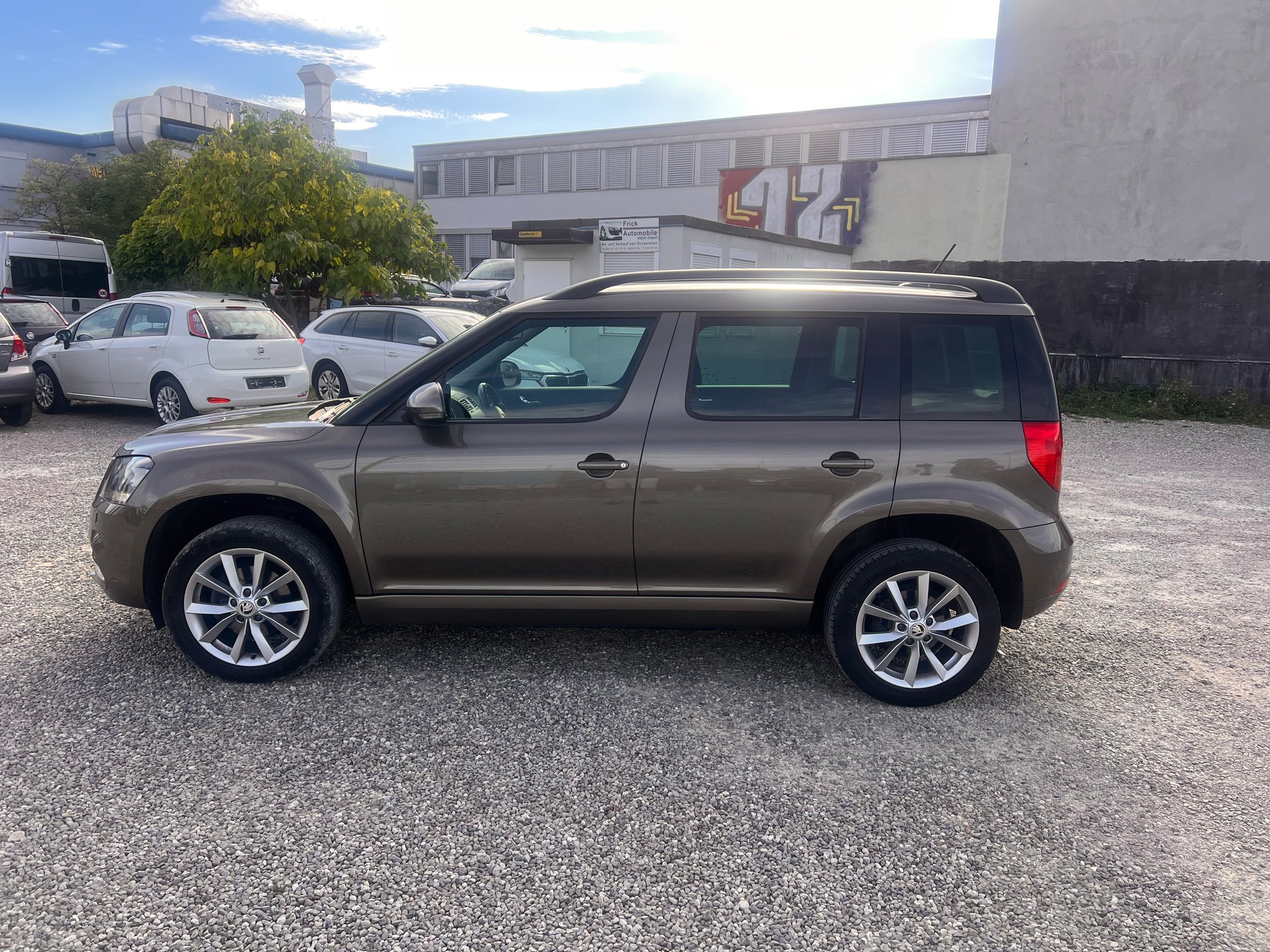 SKODA Yeti 2.0 TDI Ambition 4x4 DSG-image-7