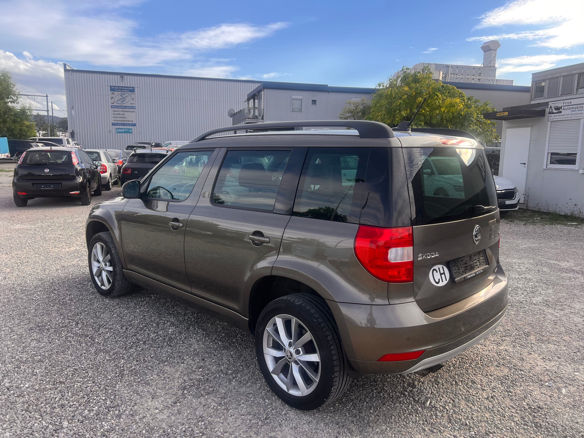 SKODA Yeti 2.0 TDI Ambition 4x4 DSG-image-5