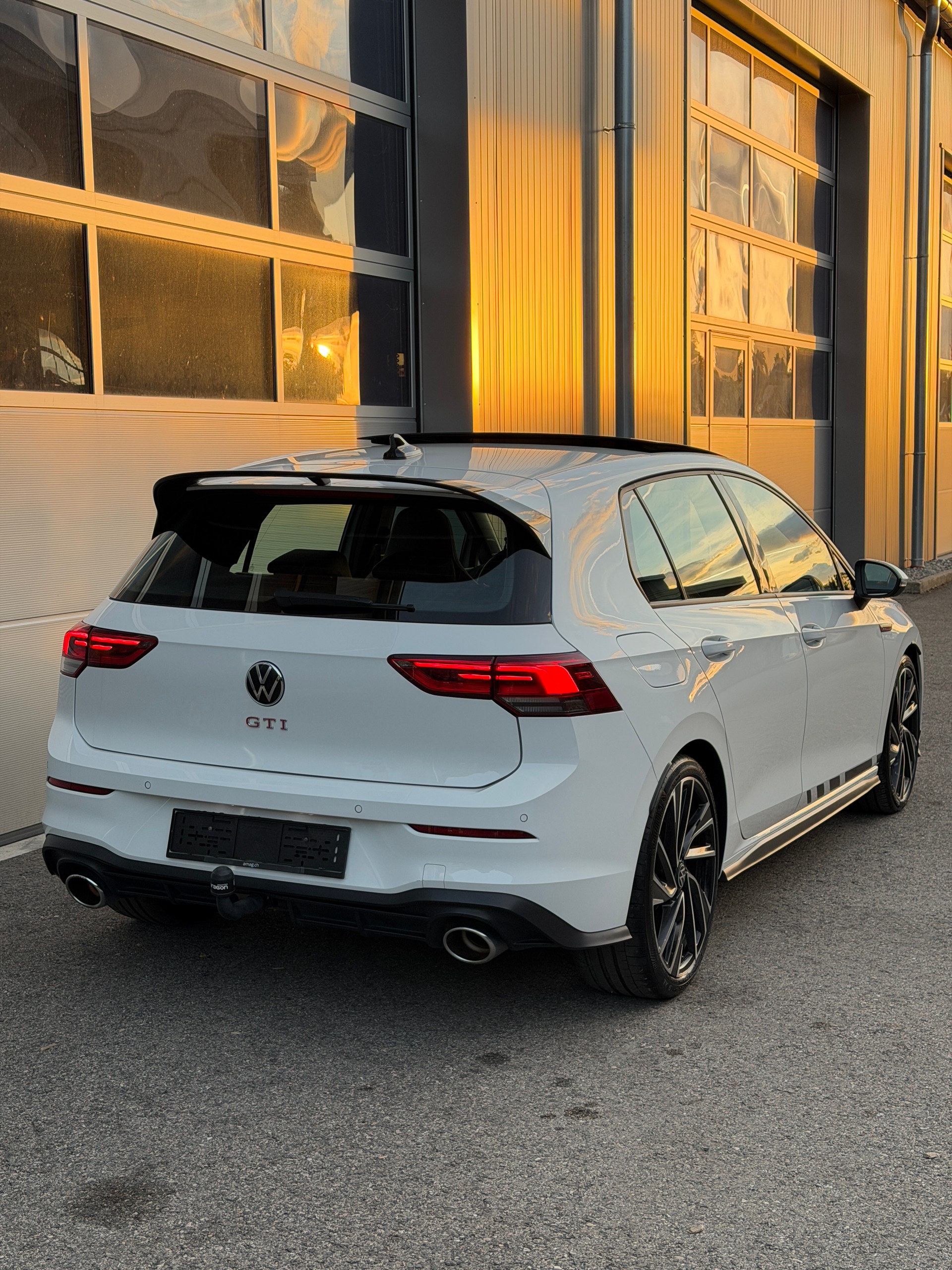 VW Golf 2.0 TSI GTI Clubsport DSG-image-3