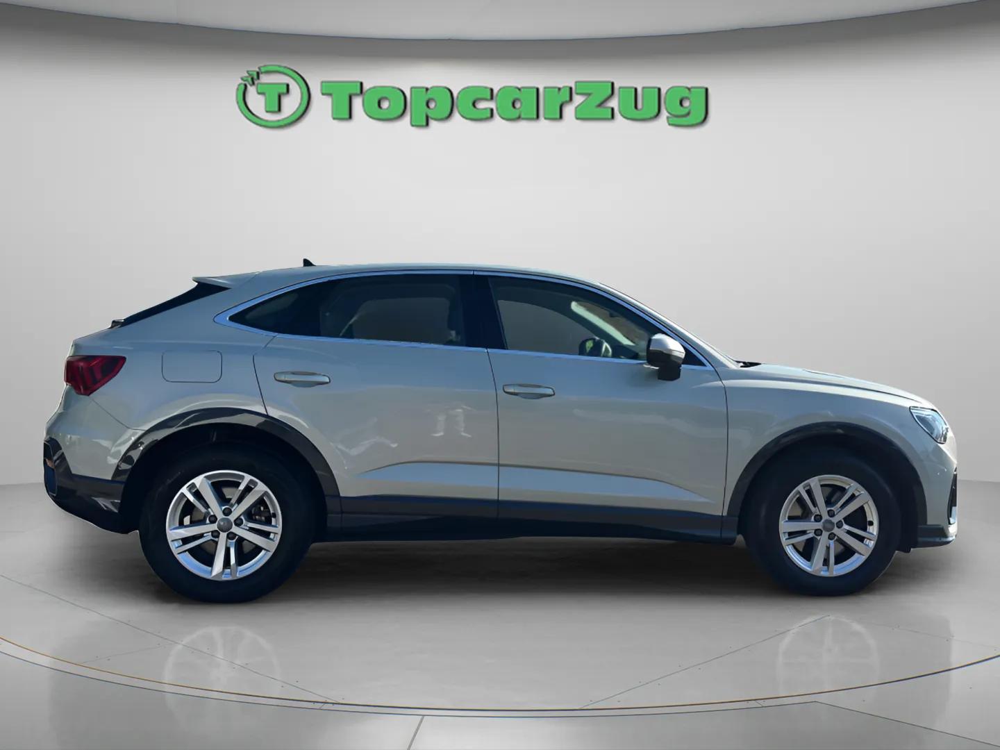 AUDI Q3 Sportback 40 TFSI quattro S-tronic-image-4