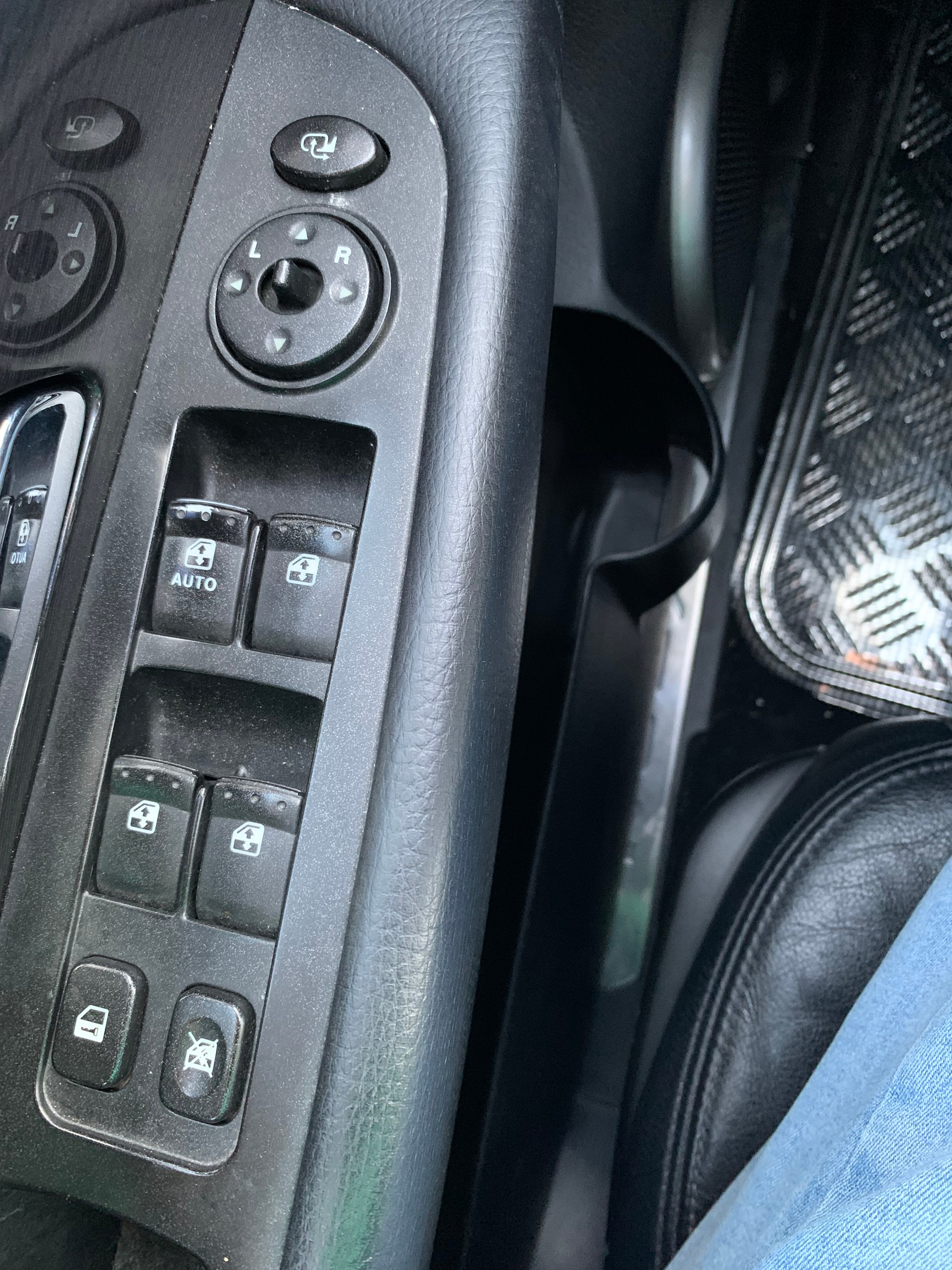 KGM-SsangYong Rexton RX 270 XVT Genesis Automatic-image-11