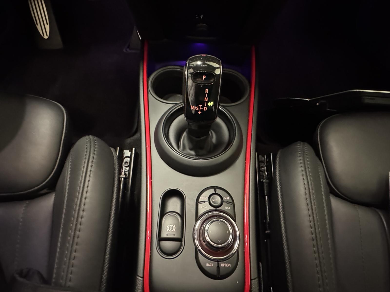 MINI Countryman F60 2.0i John Cooper Works ALL4-image-19