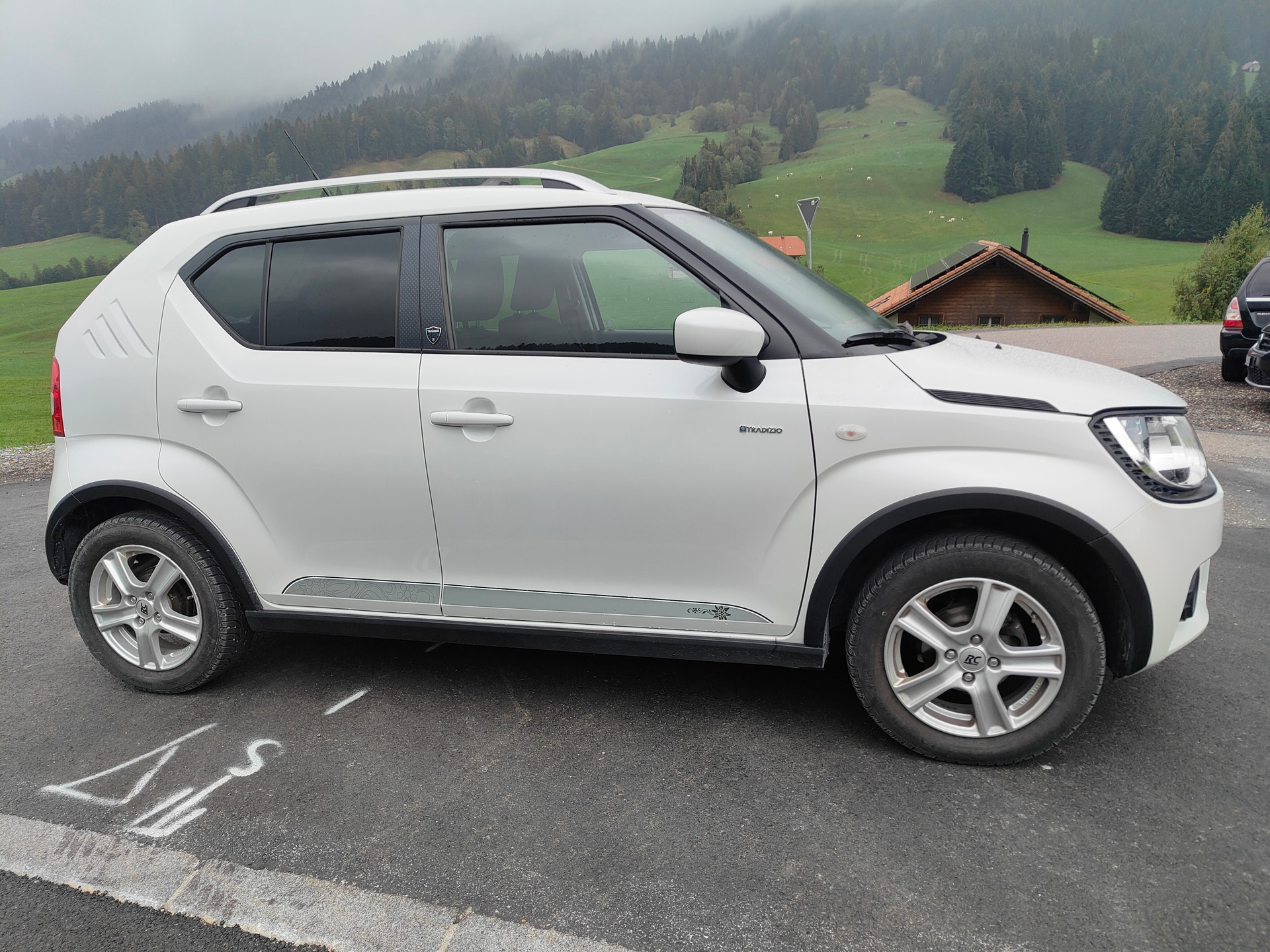 SUZUKI Ignis 1.2i Tradizio 4x4-showroom-element-2