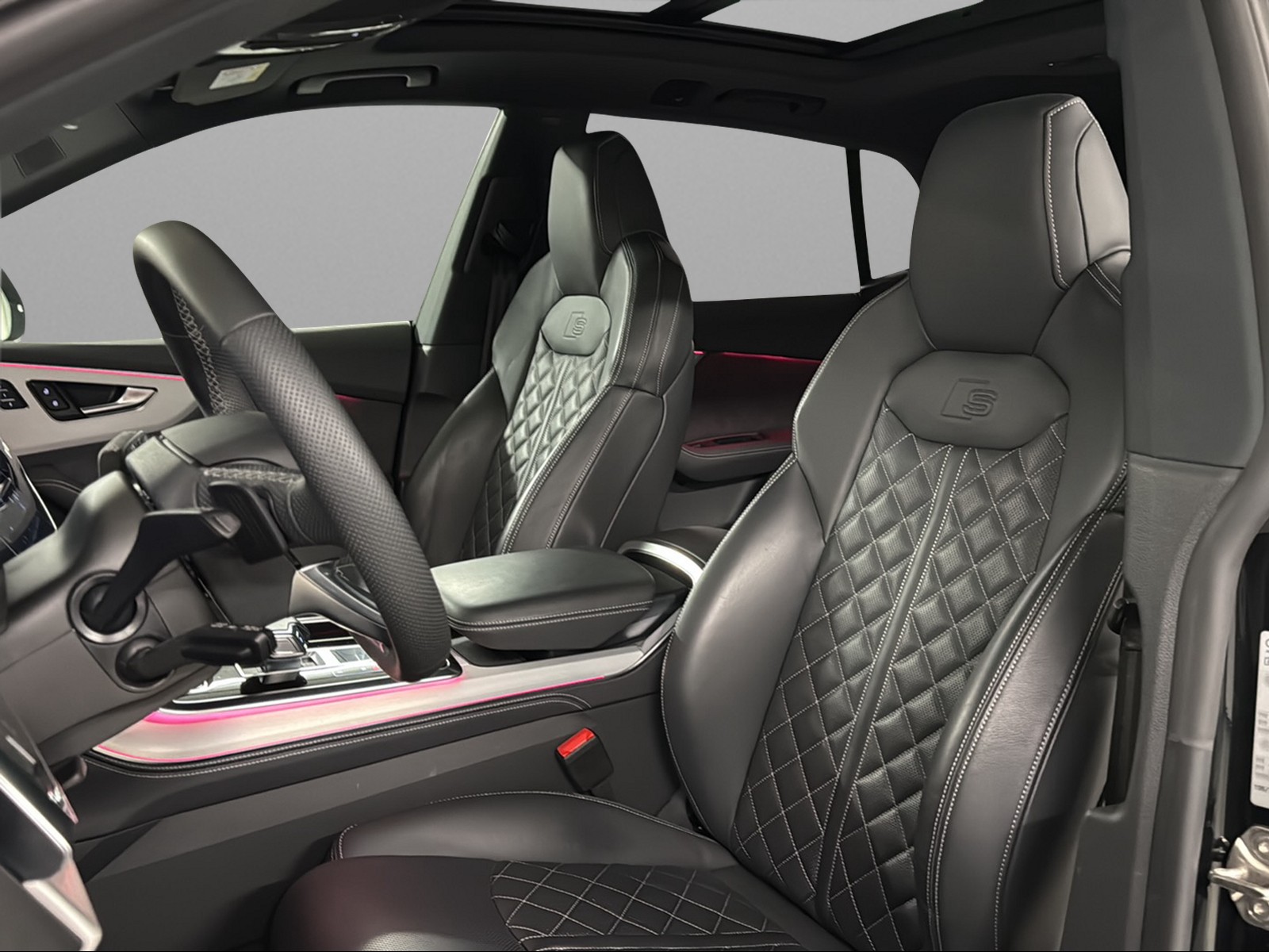 AUDI Q8 50 TDI quattro tiptronic-image-16