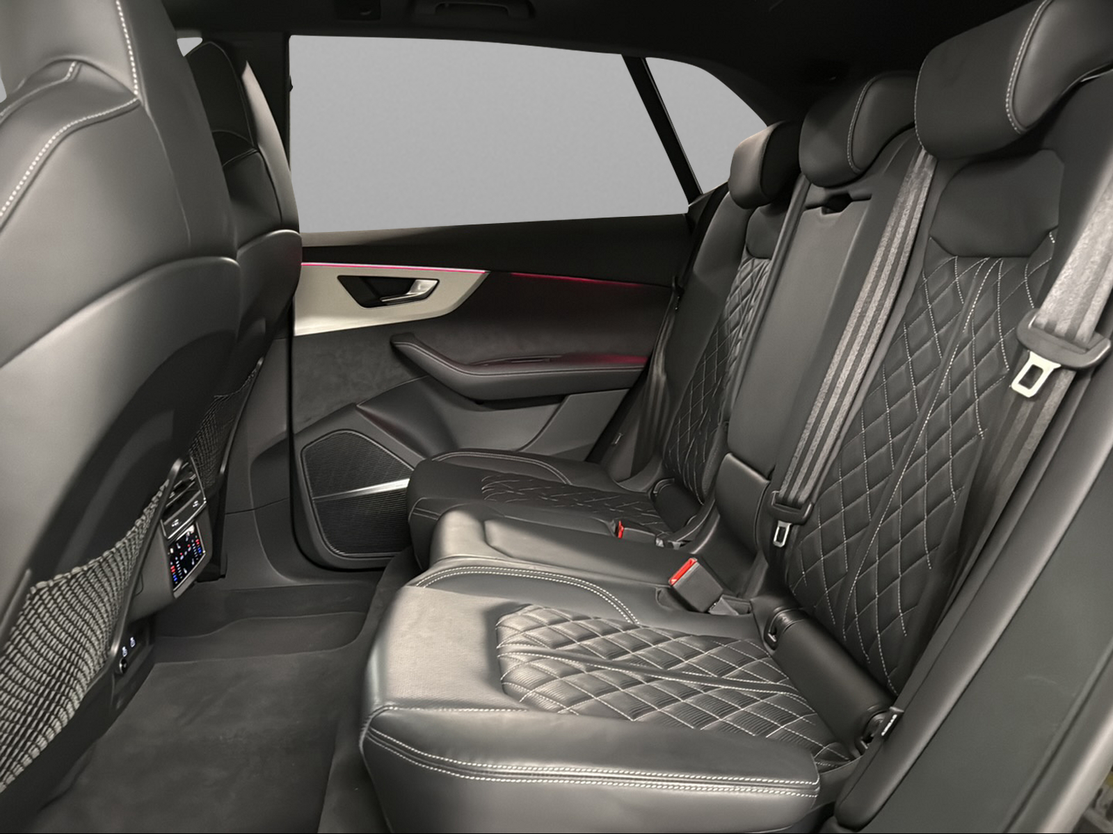 AUDI Q8 50 TDI quattro tiptronic-image-18