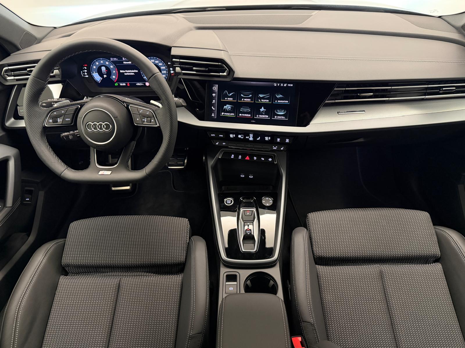 AUDI 1.5 TFSI S Line S-Tronic-image-15