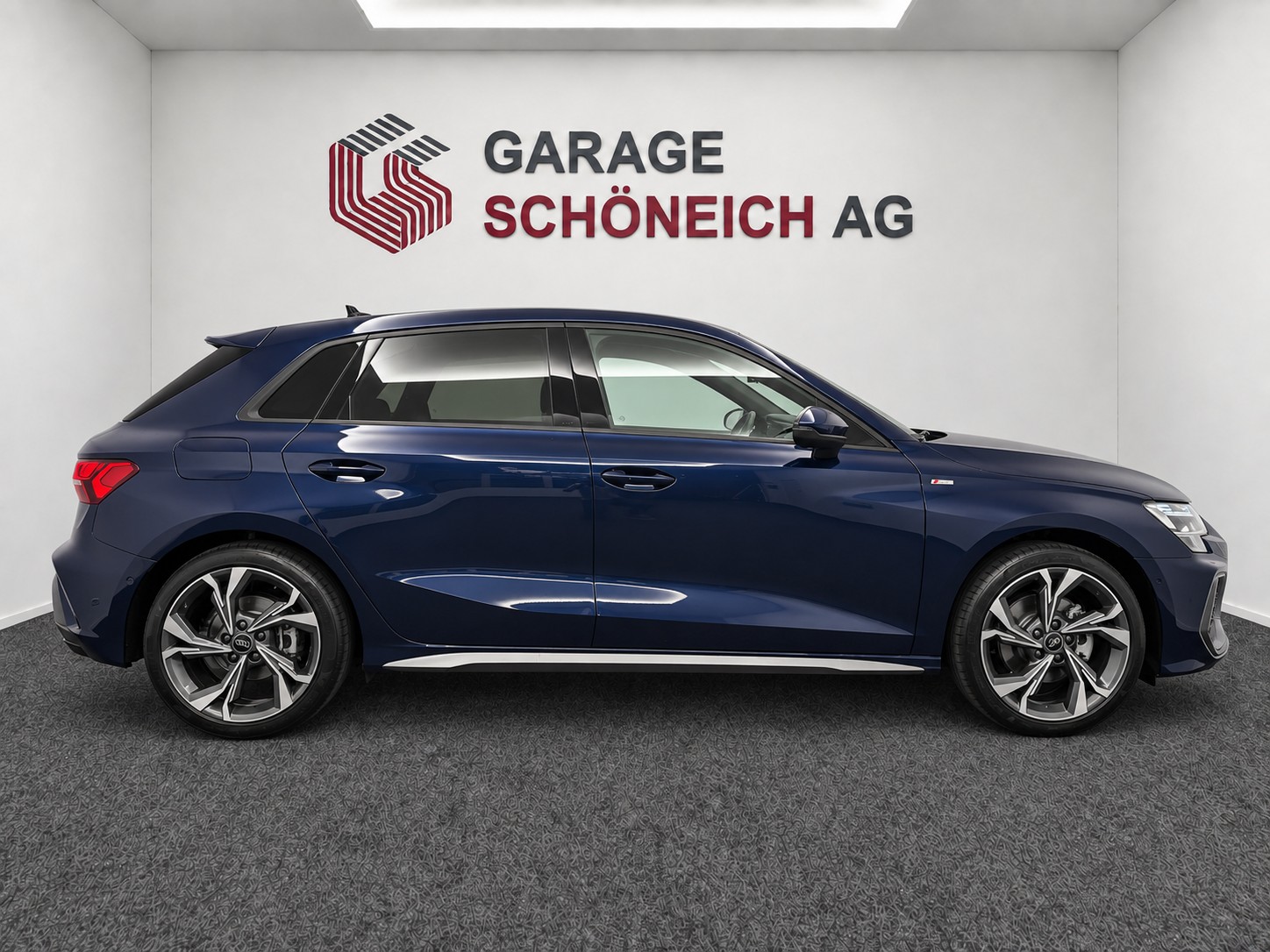 AUDI 35 TFSI S Line S-Tronic-image-3