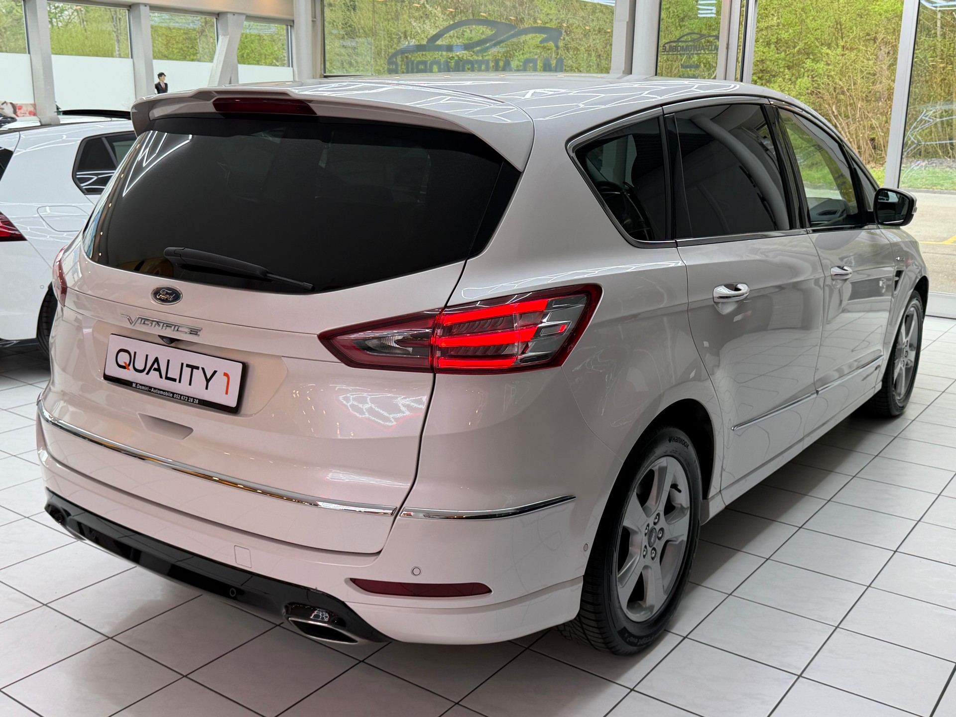 FORD S-Max 2.0 TDCi 180 Vignale FPS 4x4-image-9