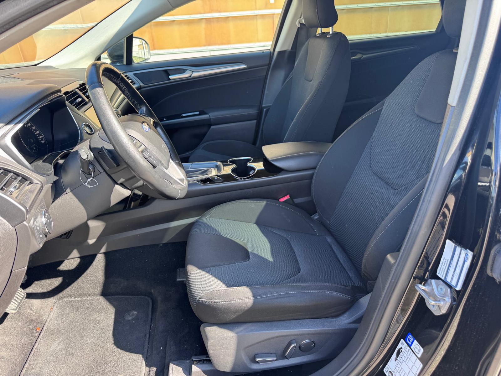 FORD Mondeo 2.0 TDCi Titanium AWD PowerShift-image-9