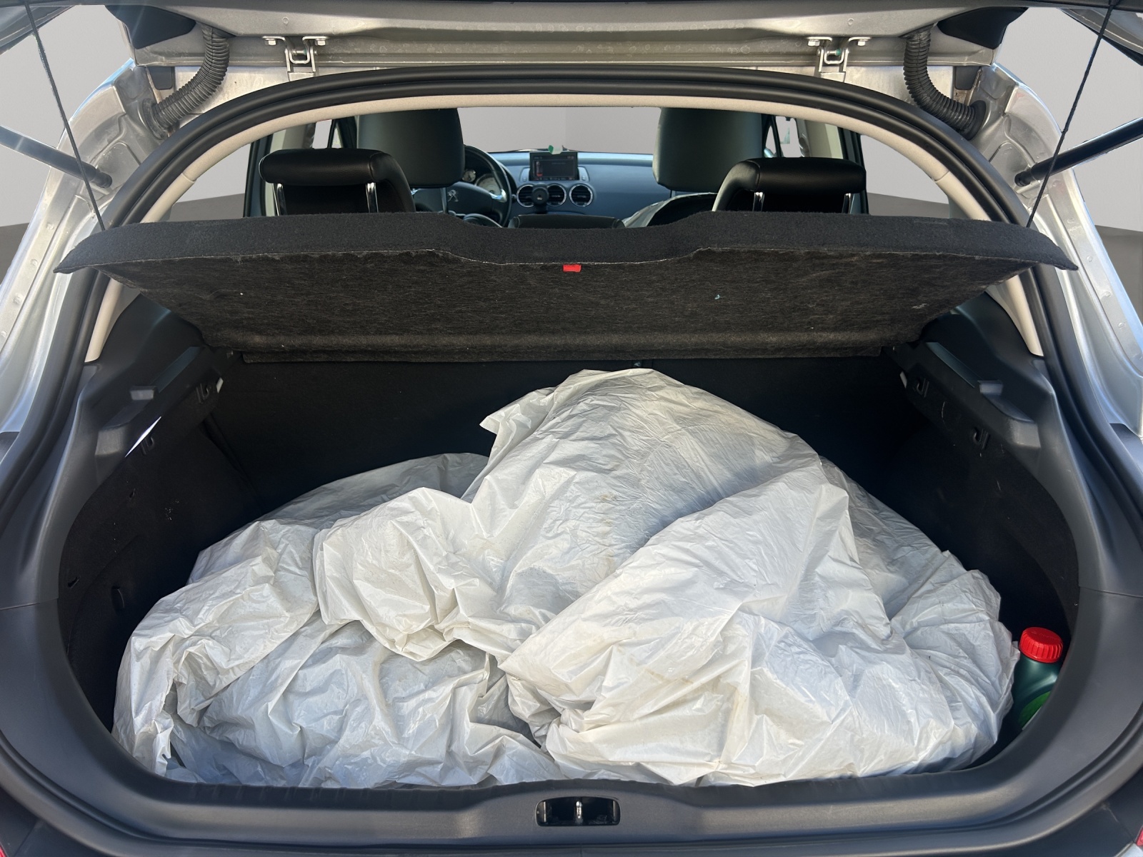 PEUGEOT 308 1.6 16V T GTi-image-17