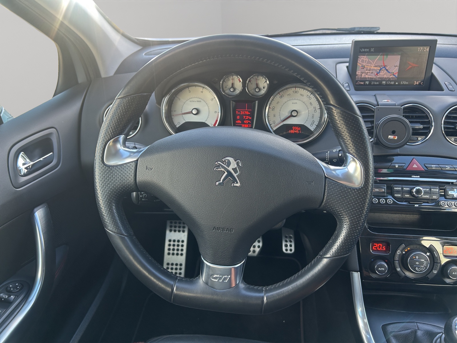 PEUGEOT 308 1.6 16V T GTi-image-15