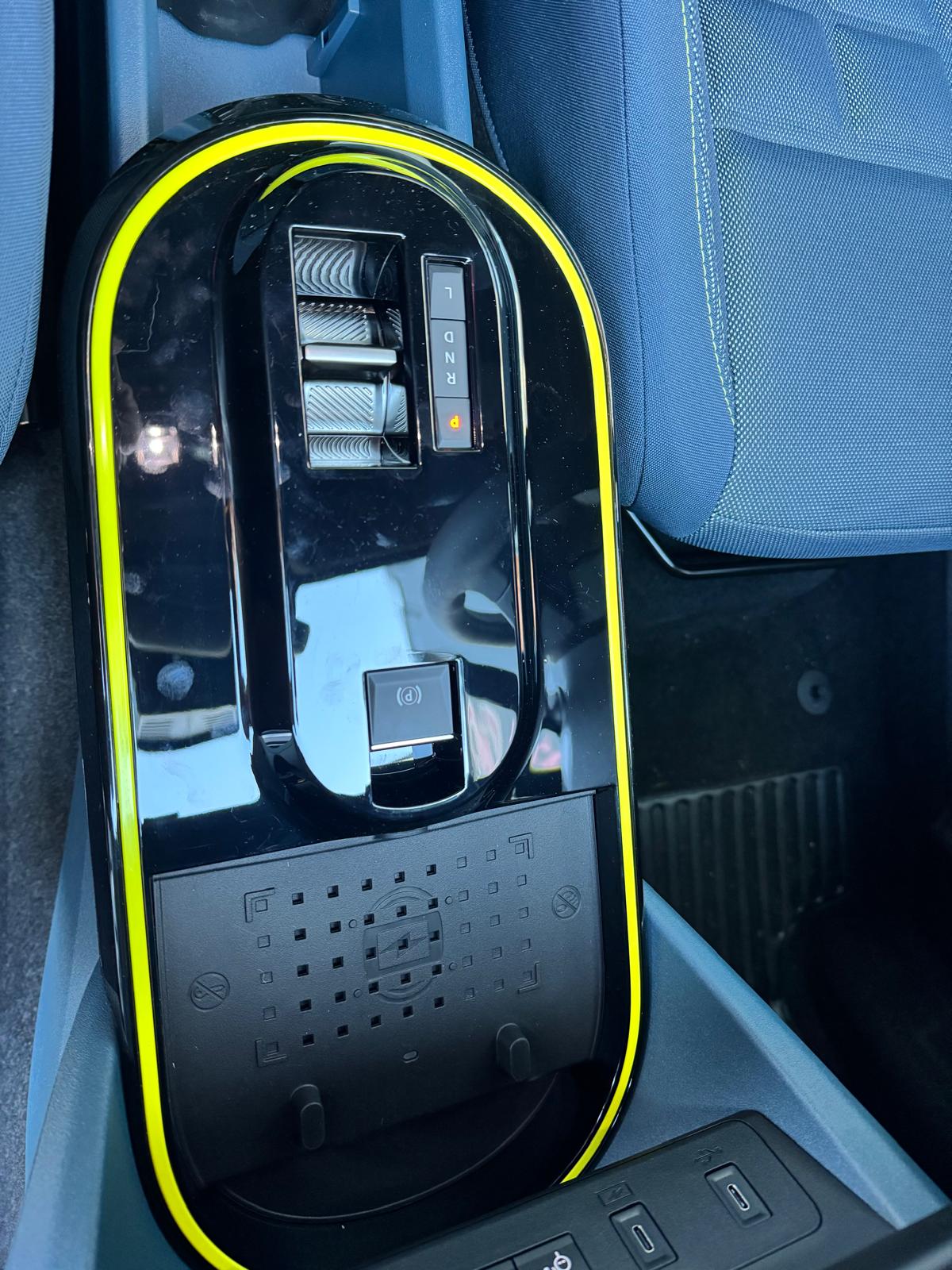 FIAT 1.2 Hybrid La Prima-image-4