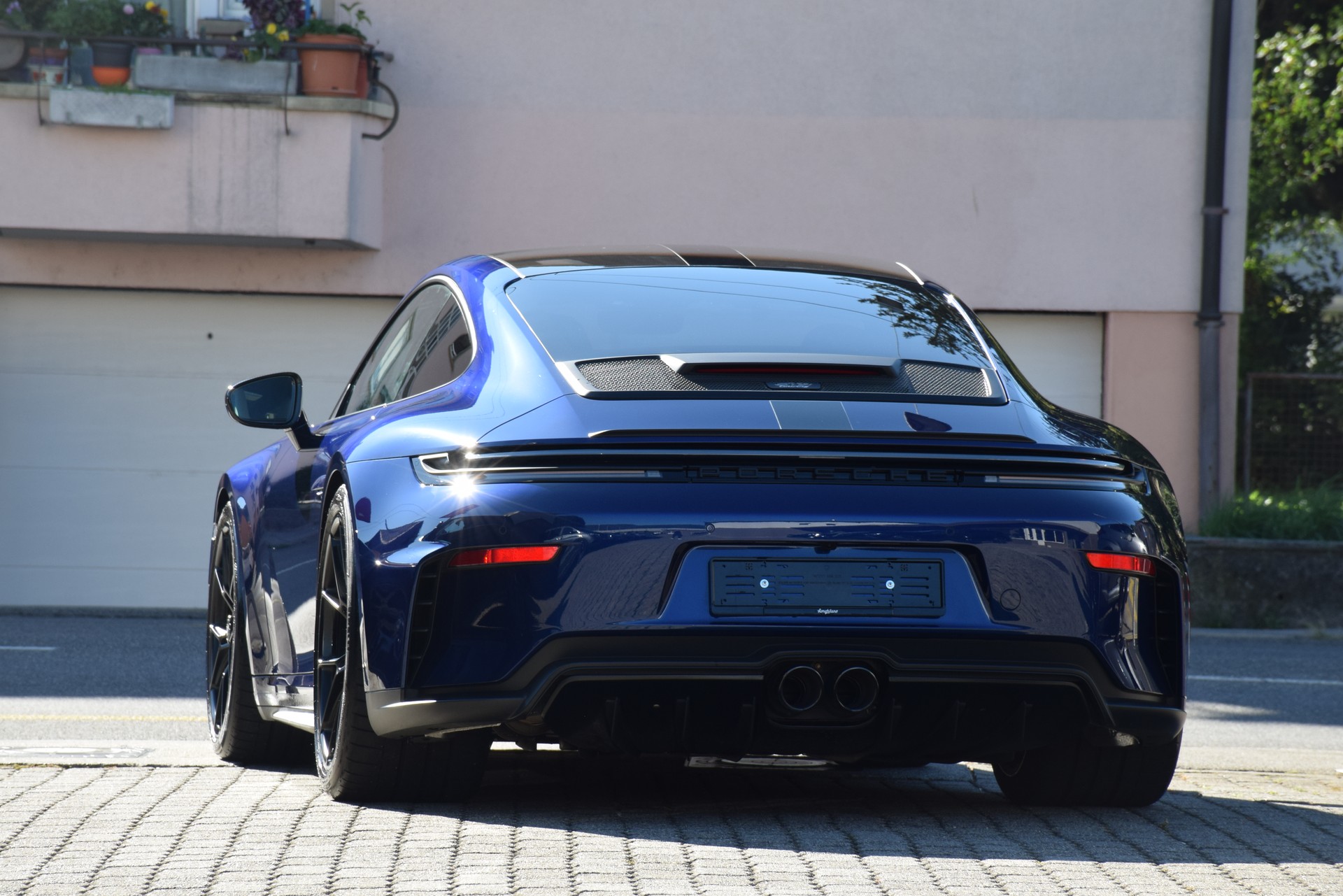 PORSCHE 911 GT3 Touring-image-8