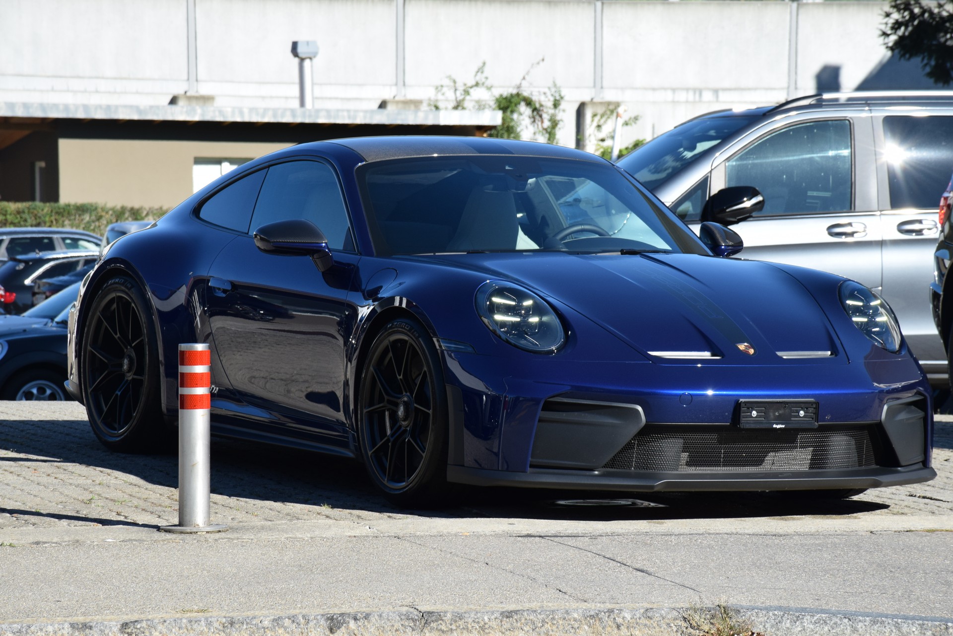 PORSCHE 911 GT3 Touring-image-5
