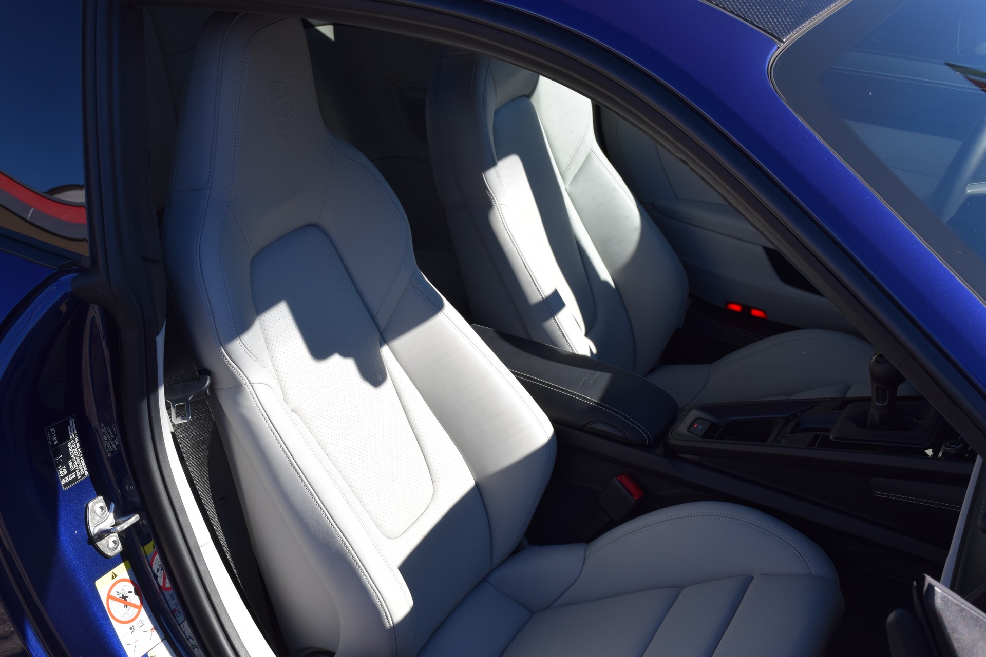 PORSCHE 911 GT3 Touring-image-15