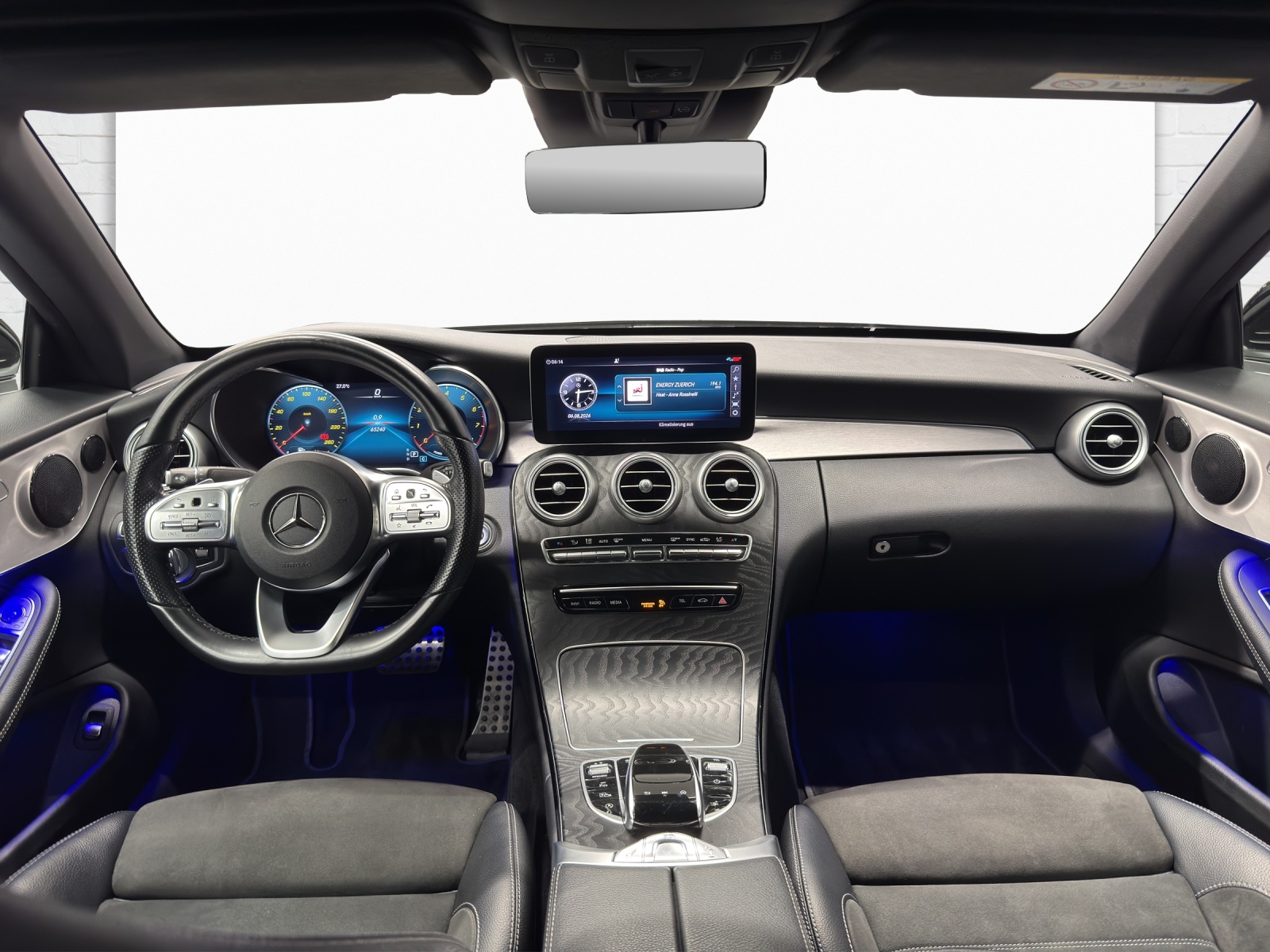 MERCEDES-BENZ C 200 AMG Line 4Matic Cabriolet-image-7