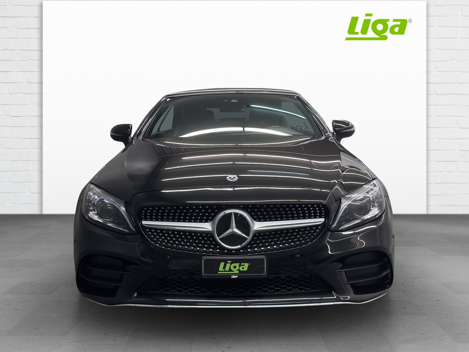MERCEDES-BENZ C 200 AMG Line 4Matic Cabriolet-image-1