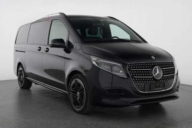 MERCEDES-BENZ Facelift V 300 d lang Avantgarde AMG Line 4Matic 9G-Tronic 6-Sitzer All Black-image-1