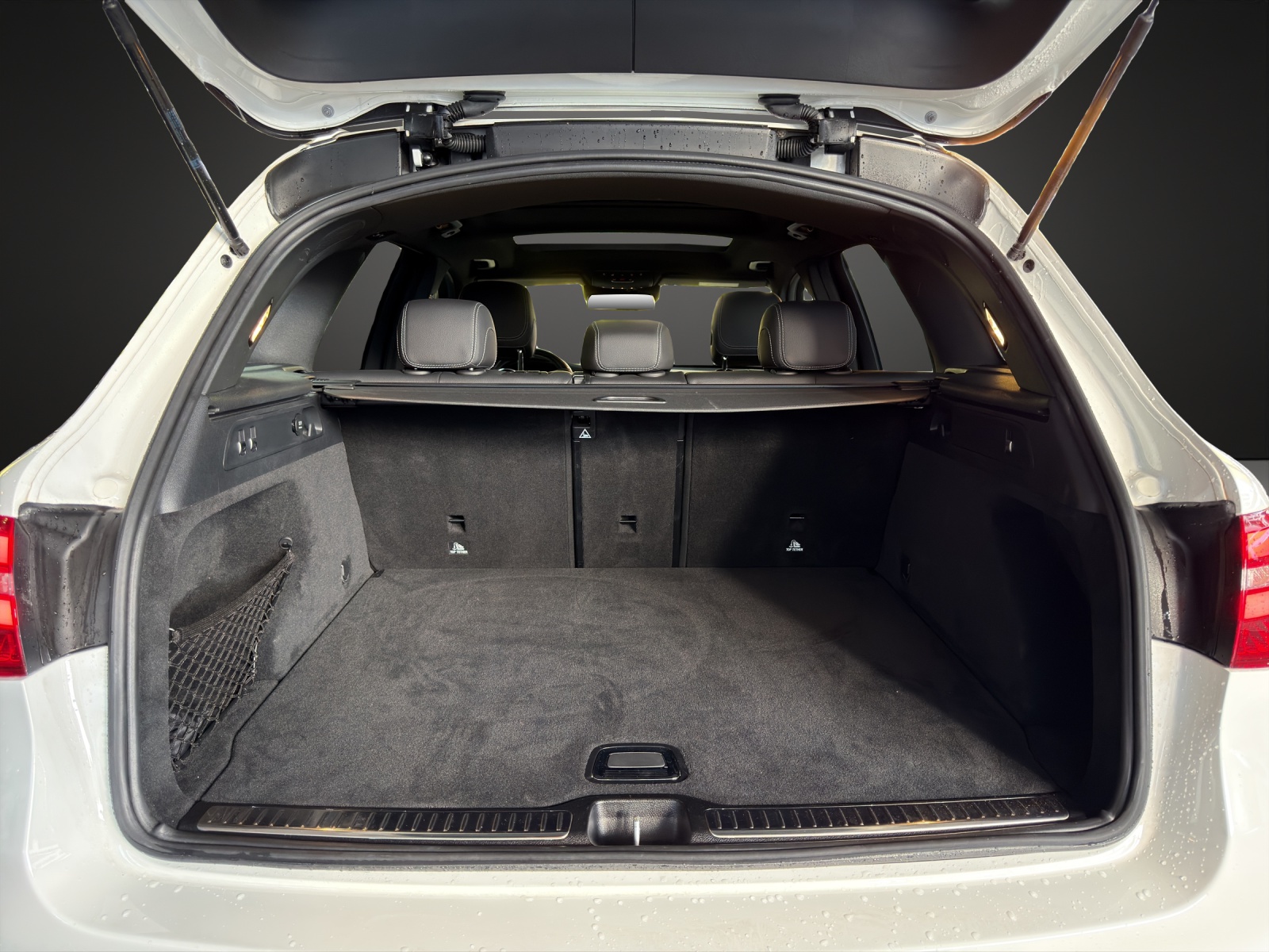MERCEDES-BENZ GLC 63 S AMG 4Matic+ 9G-Tronic-image-15