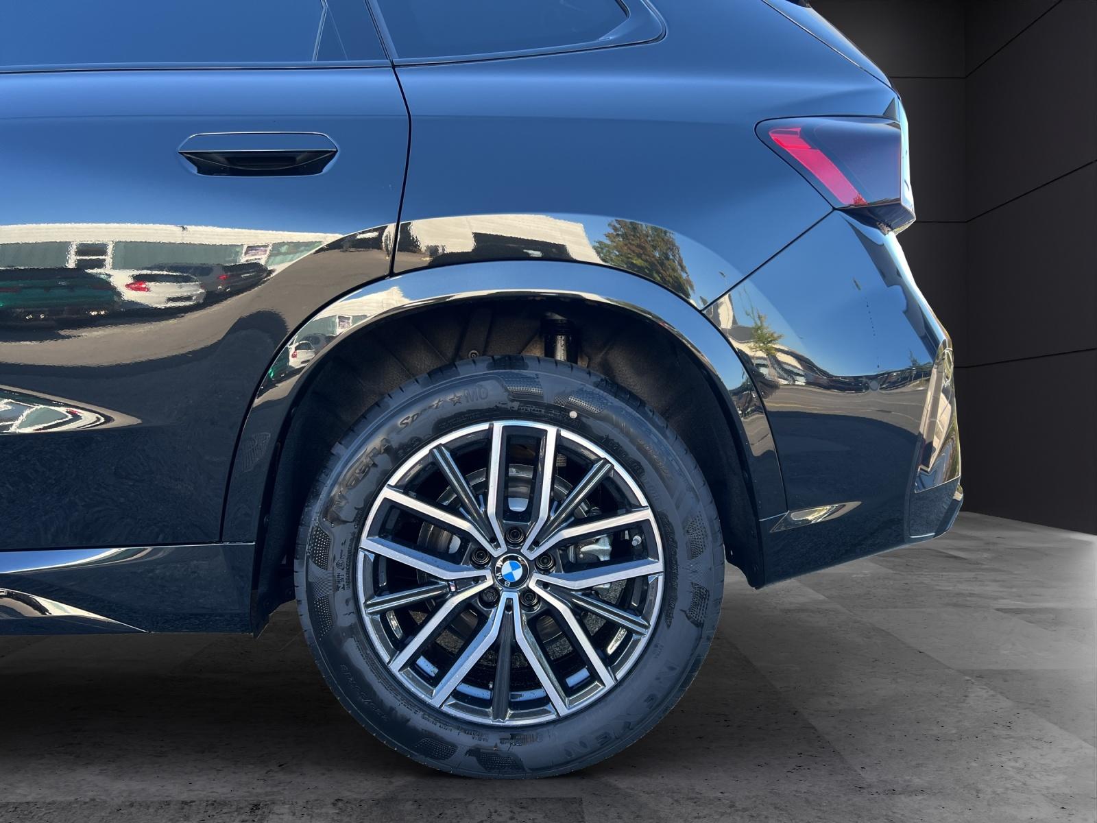 BMW X1 20d xDrive paddles-image-15