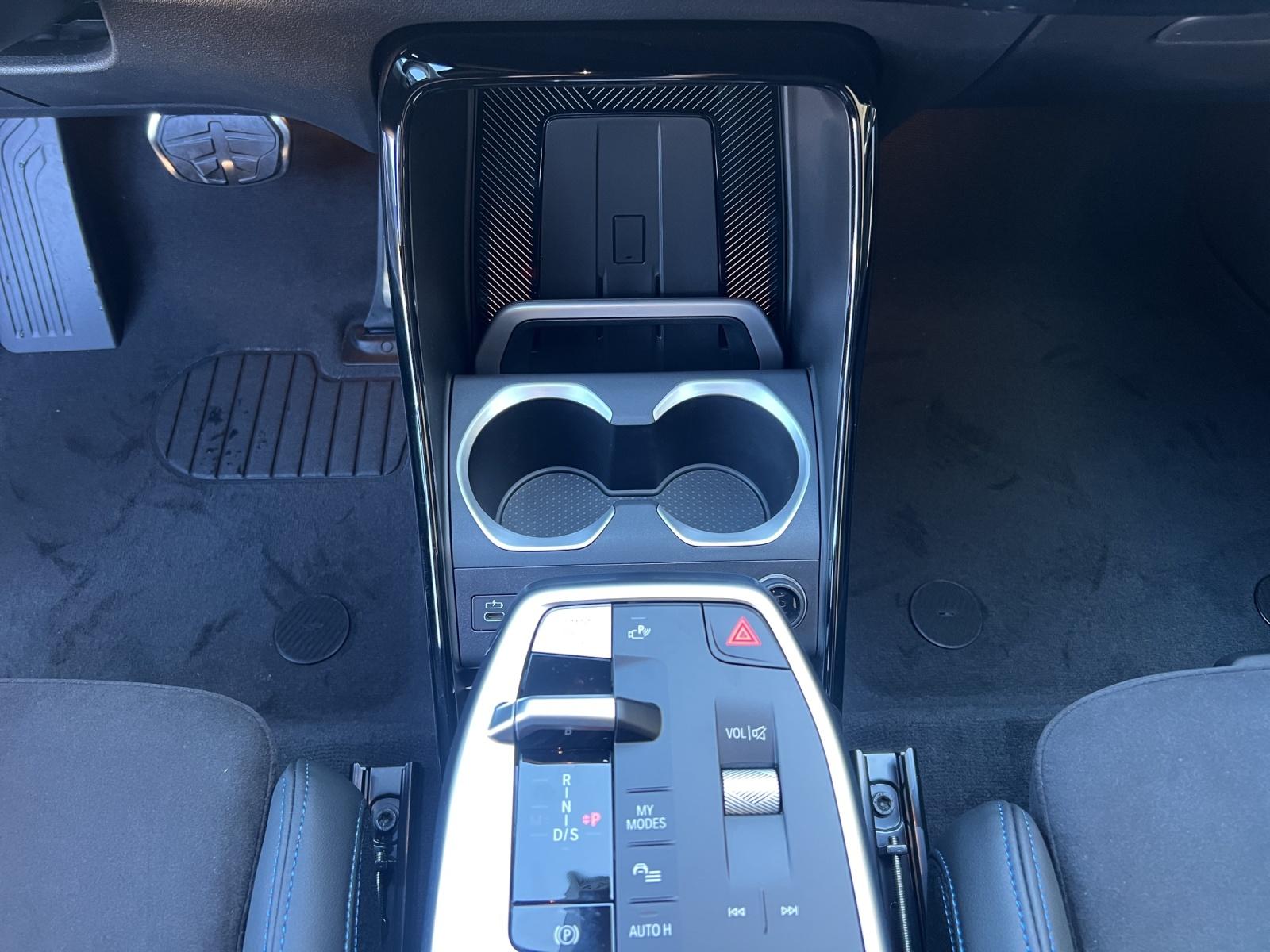 BMW X1 20d xDrive paddles-image-9