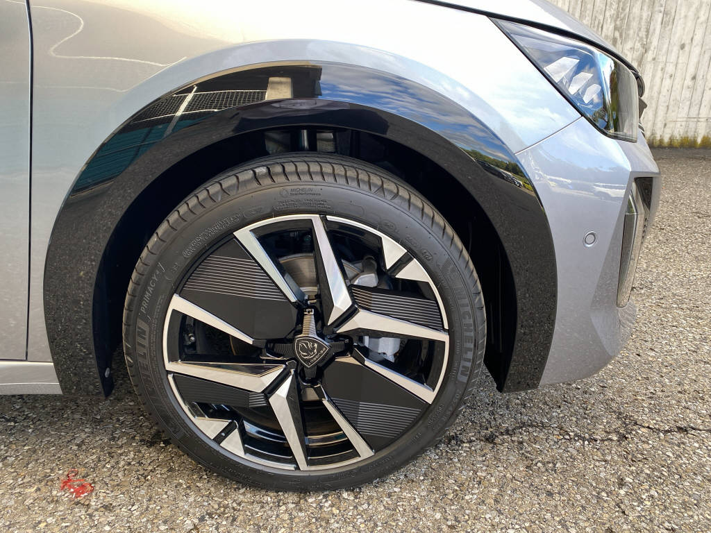 PEUGEOT 208 Hybrid 110 e-DCS6 GT-image-11