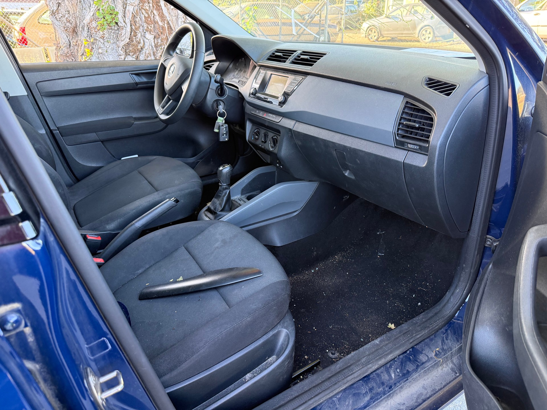 SKODA Fabia 1.0 Active-image-6