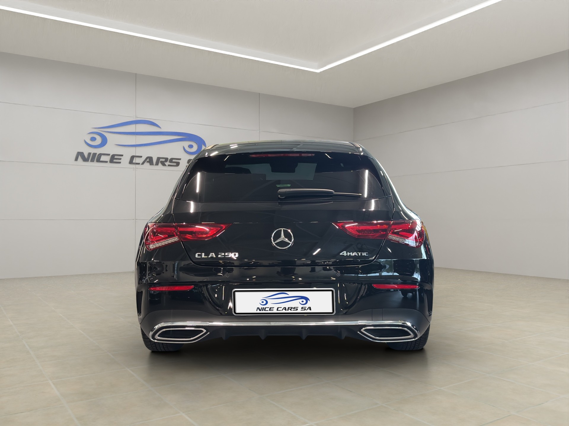 MERCEDES-BENZ CLA Shooting Brake 250 4Matic 7G-DCT AMG Line-image-12