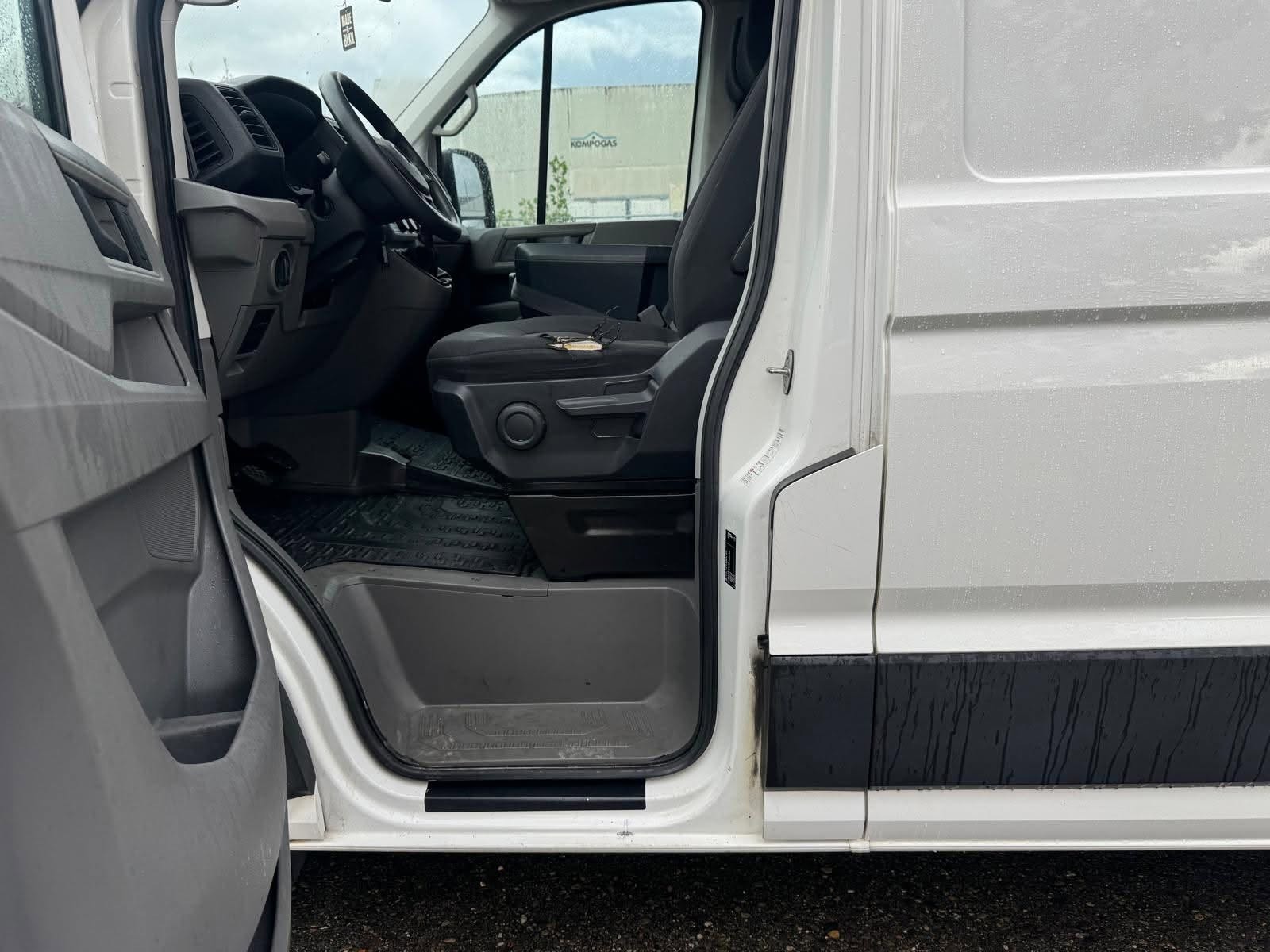 VW Crafter 35 2.0 TDI Mit Werkstatt Einrichtung-image-12