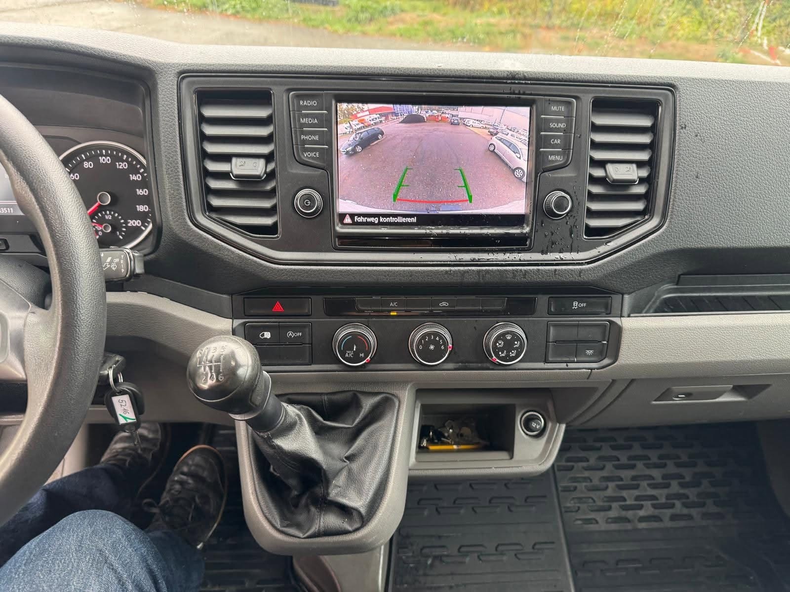 VW Crafter 35 2.0 TDI Mit Werkstatt Einrichtung-image-10