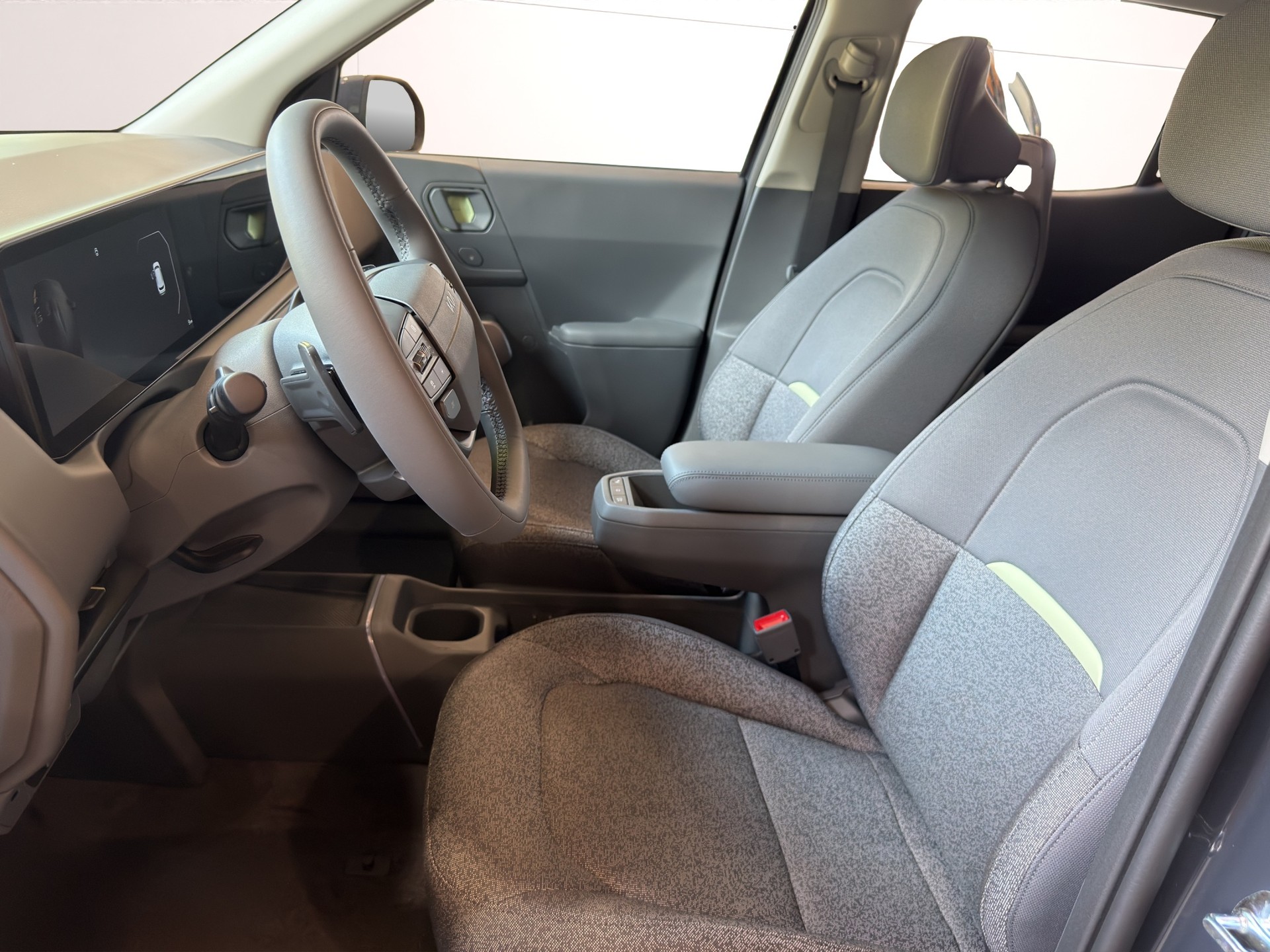 KIA EV2 61 kWh Air 4Sitze-image-6